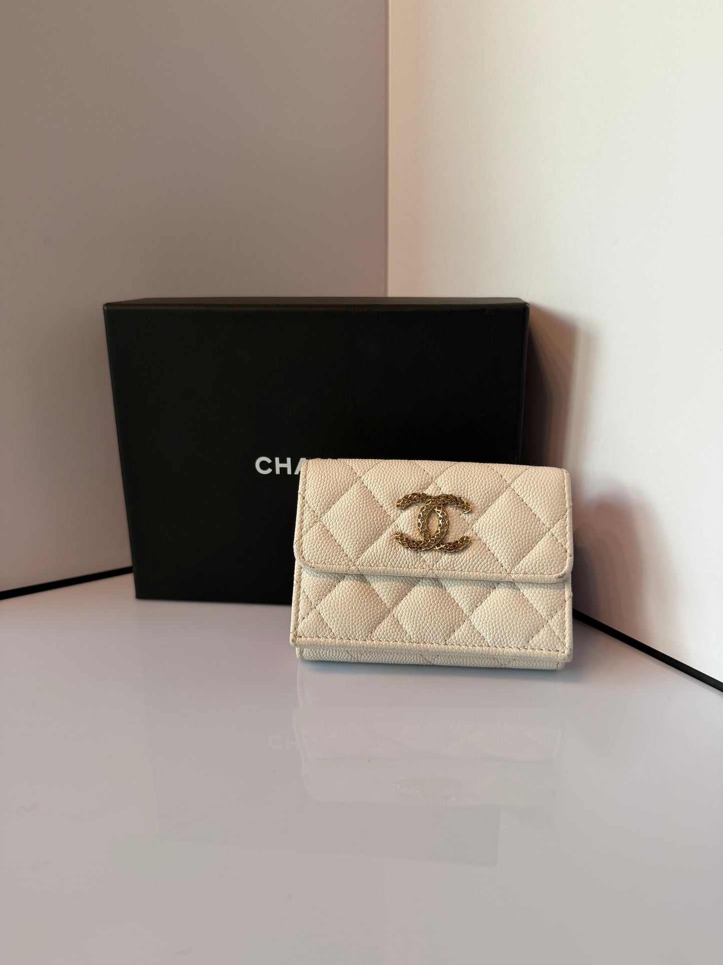 Chanel Small Wallet Trifold White Caviar Leather K3