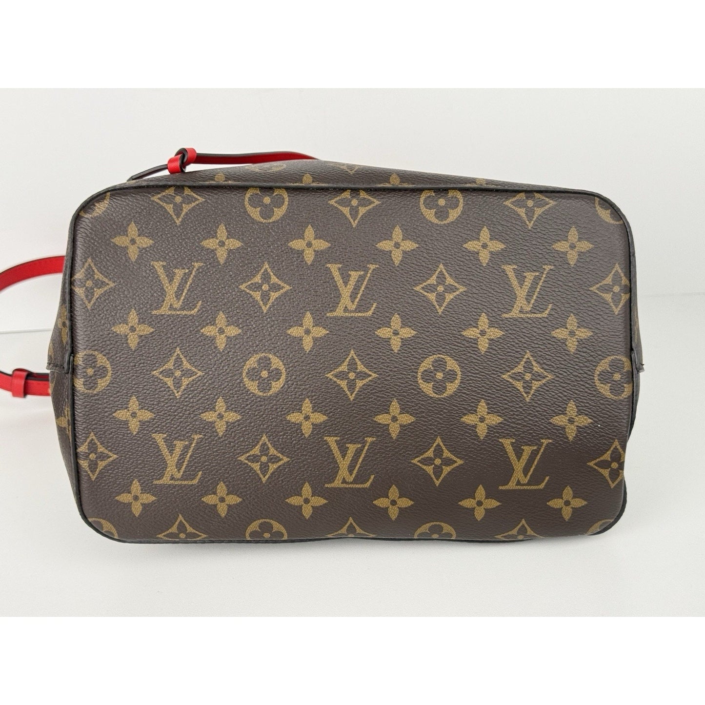 Louis Vuitton NeoNoe Handbag Monogram Canvas MM Women’s Shoulder Bag