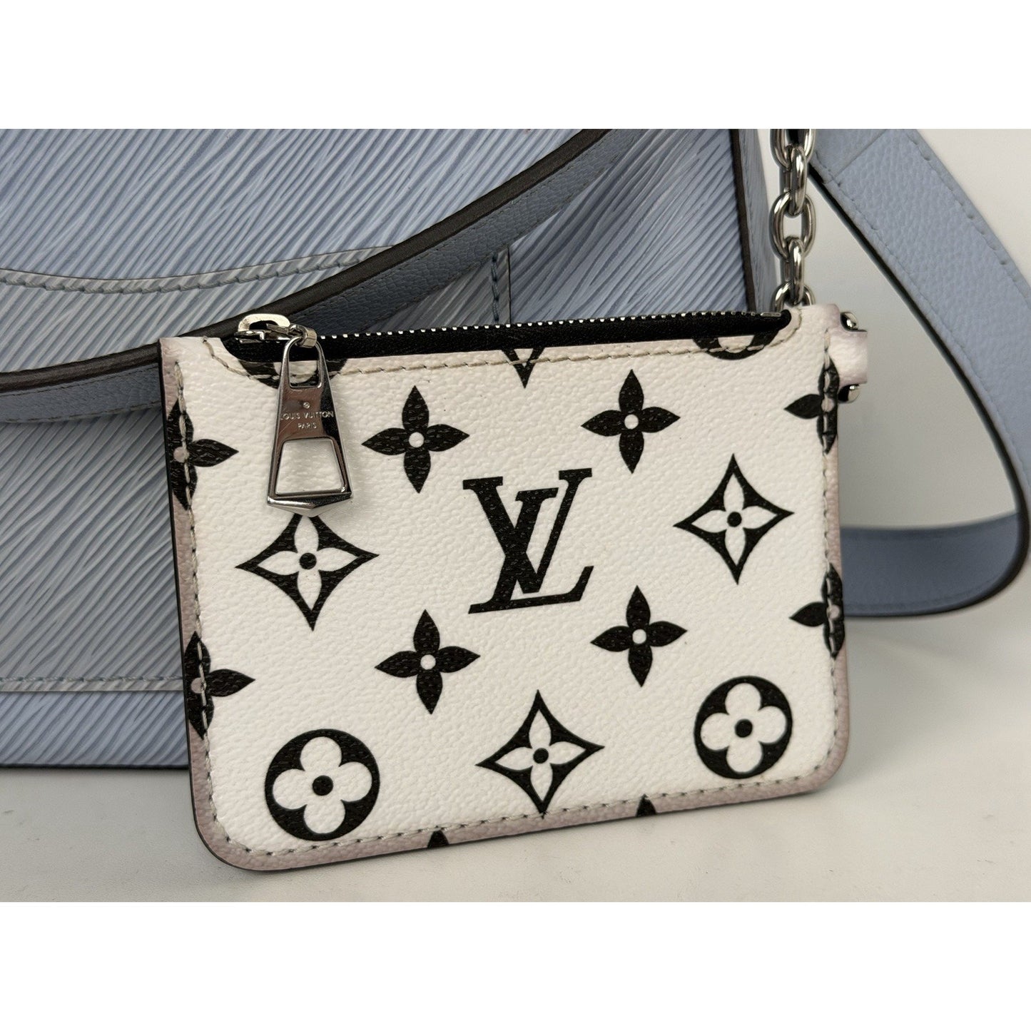 Louis Vuitton Marelle Bag in Bleu Nuage Epi Leather with Detachable Pochette F3