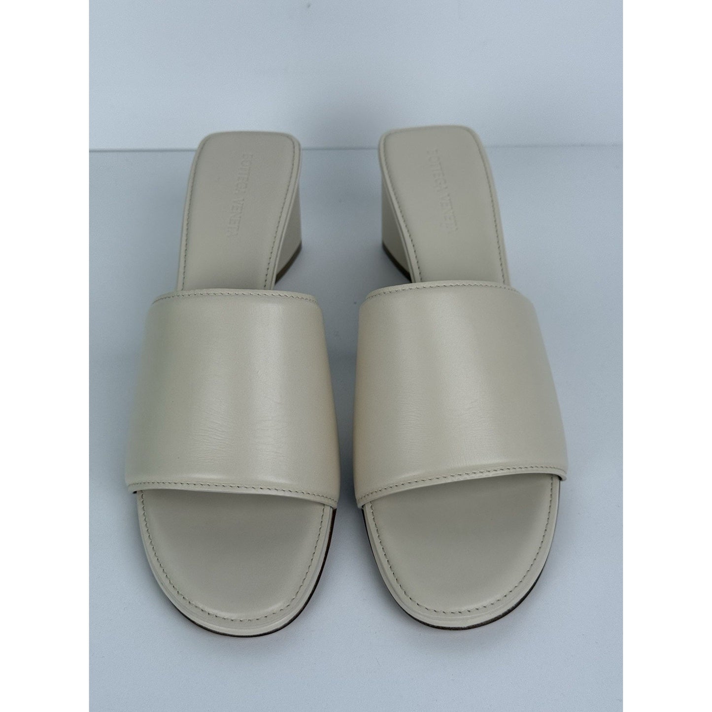 BOTTEGA VENETA Cream White Leather Sandals Mules Size 40