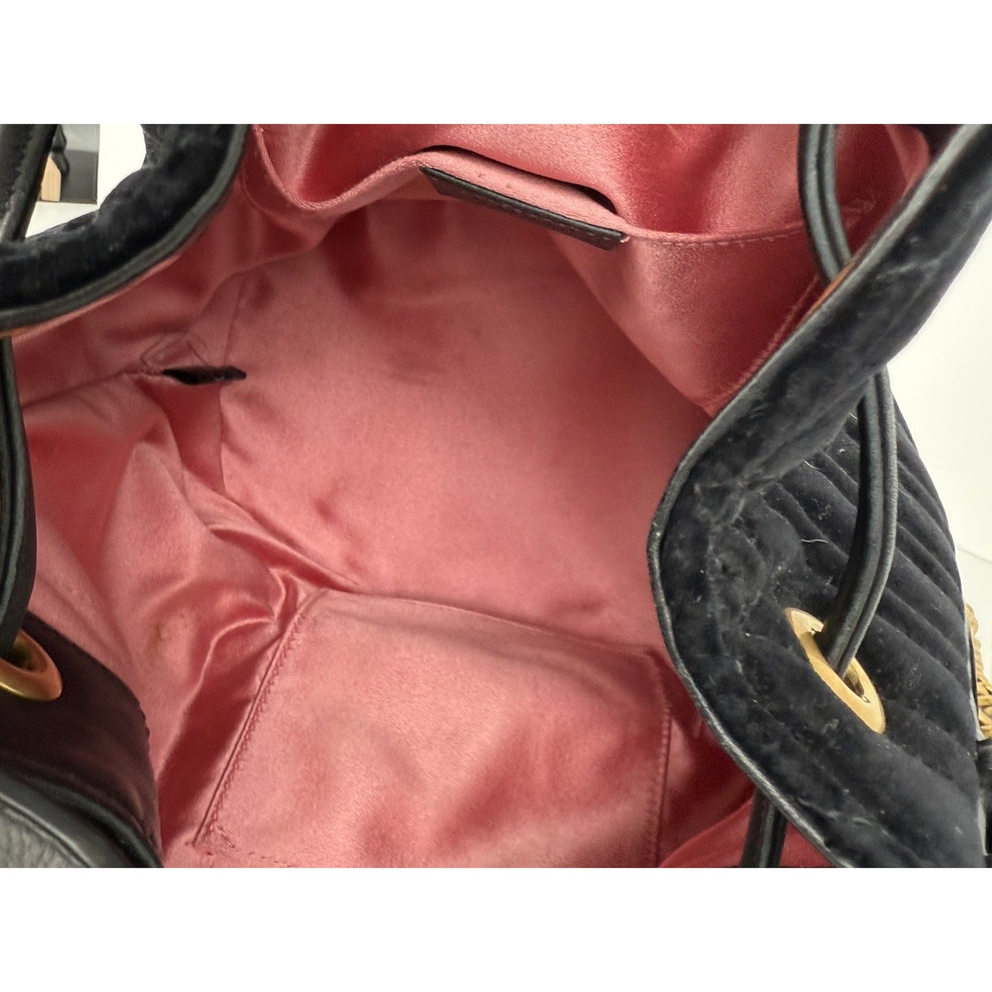Gucci GG Marmont Bucket Bag Matelasse Black Velvet