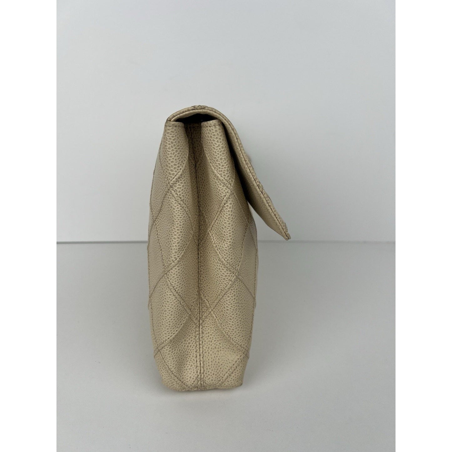 CHANEL Vintage (2000-2002) Caviar Diamond Stitch Oversized Flap Leather Clutch