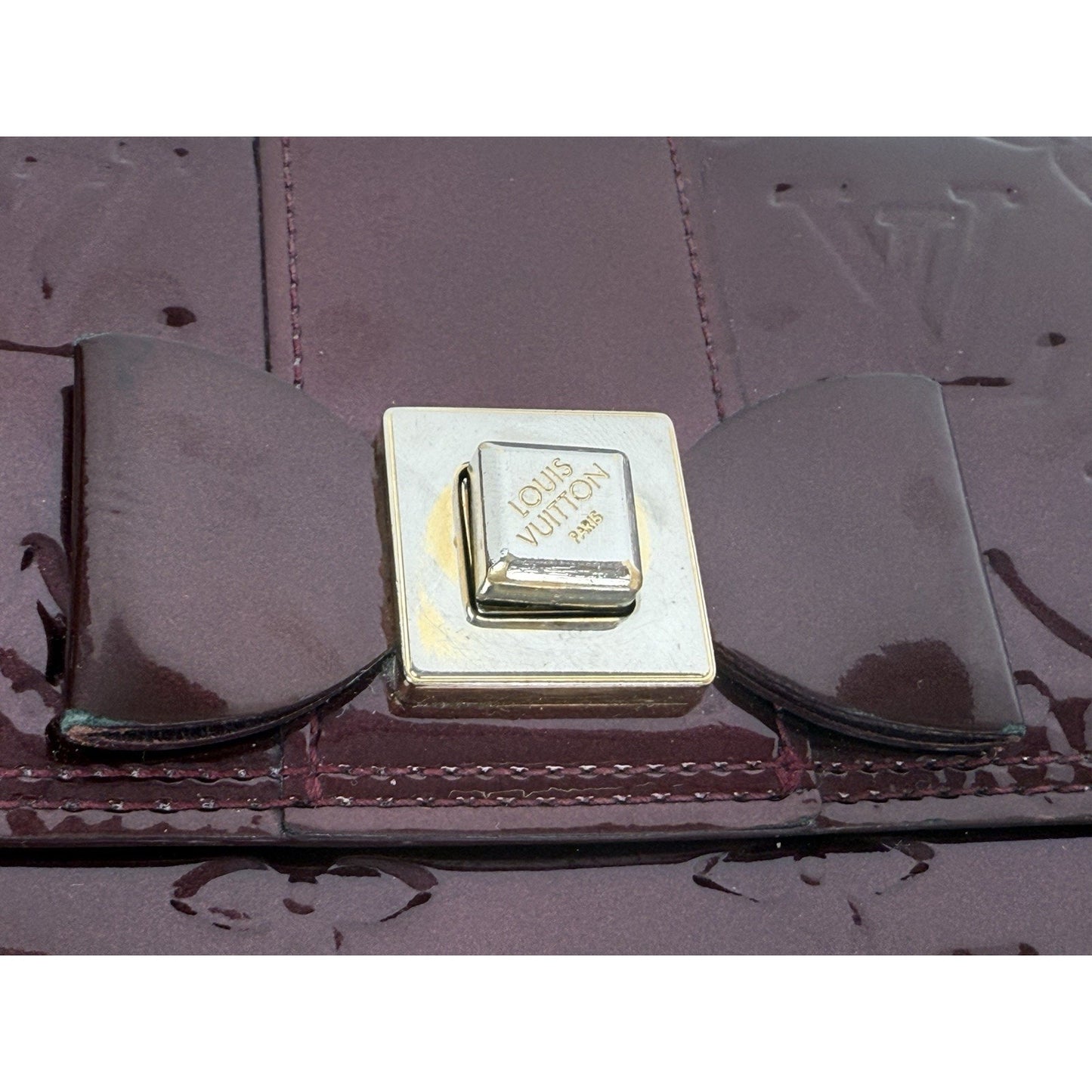 Louis Vuitton Monogram Vernis Sarah Noeud Bow Flap Wallet Rouge Fauviste