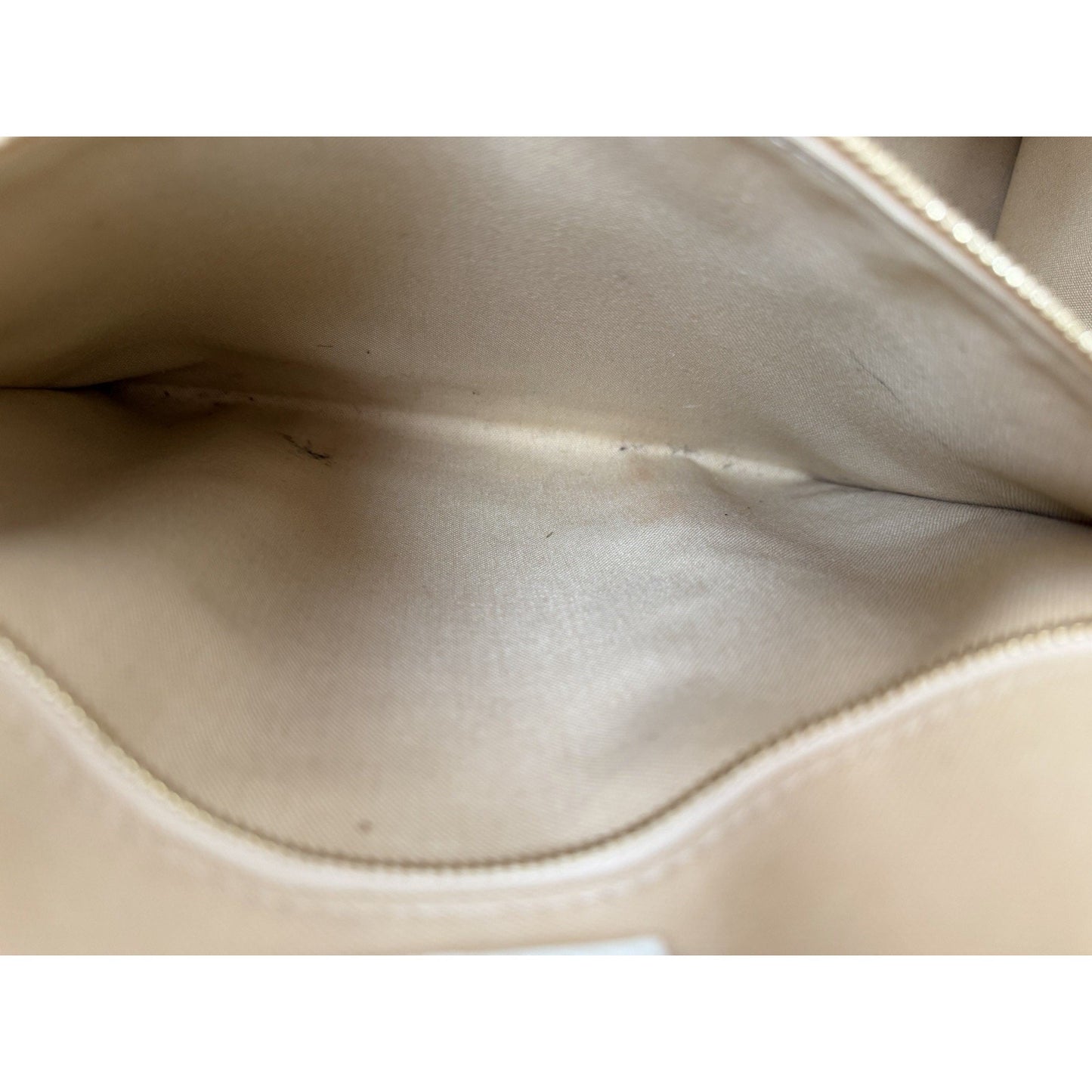 Louis Vuitton Monogram Giant Onthego GM Tote Bag in Kaki/Beige Canvas 2019 D2