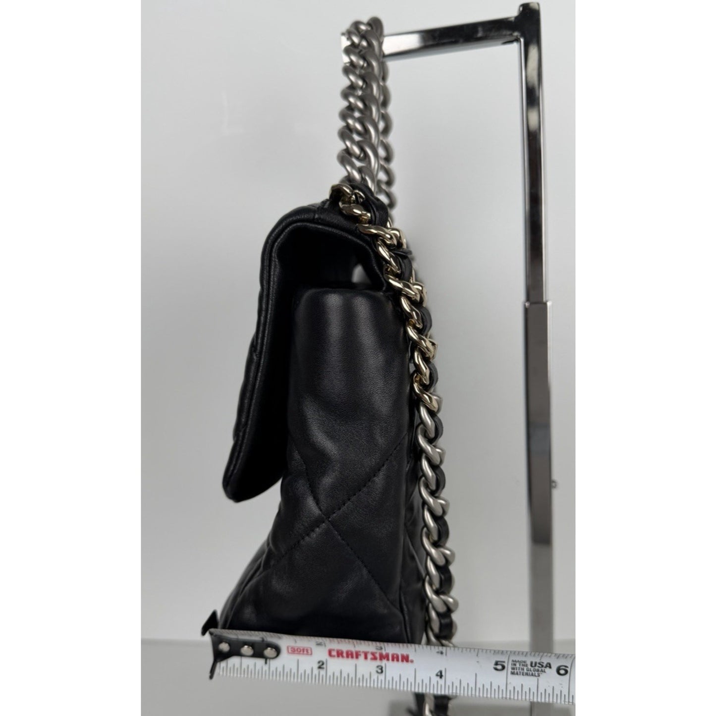 Chanel 19 Flap Maxi Bag in Black Lambskin Leather Two-Tone HW 2022 E8