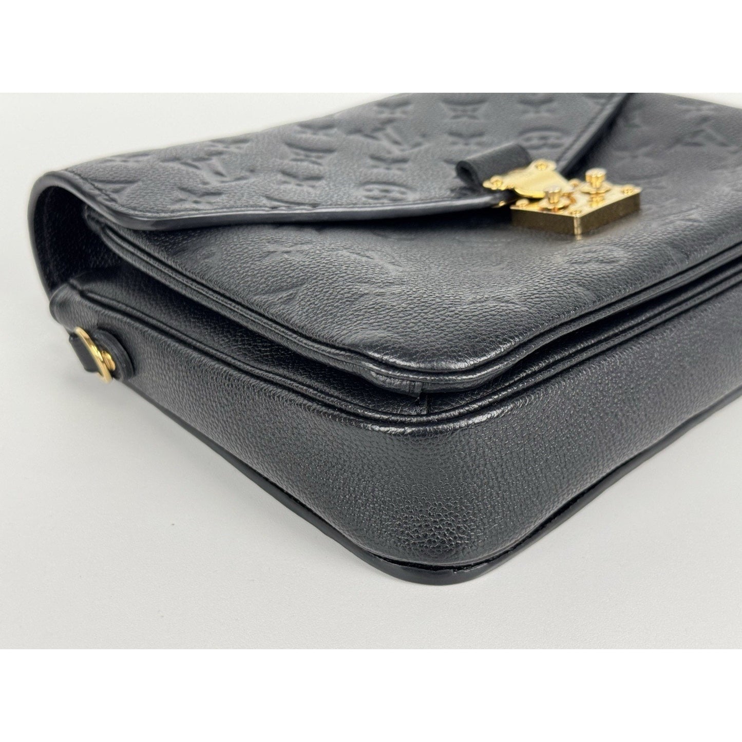 Louis Vuitton Empreinte Pochette Métis in Black C-2