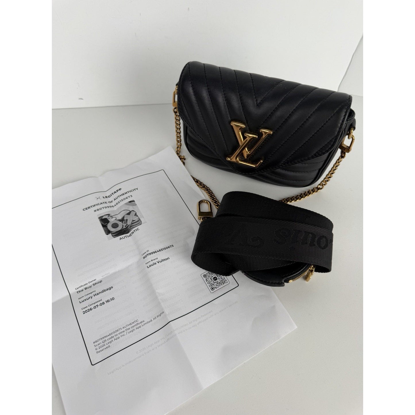 Louis Vuitton New Wave Multi Pochette Bag in Black Quilted Leather NFC S06