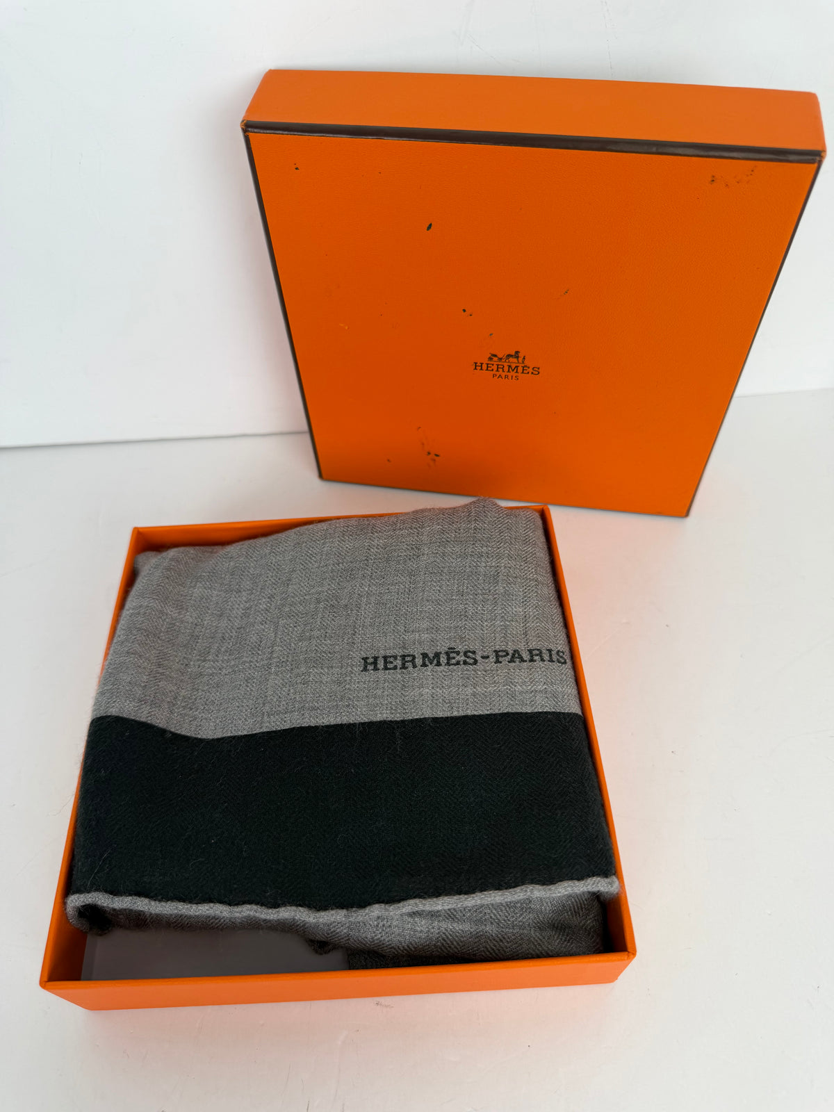 Hermes Shawl in Grey Cashmere & Silk Y