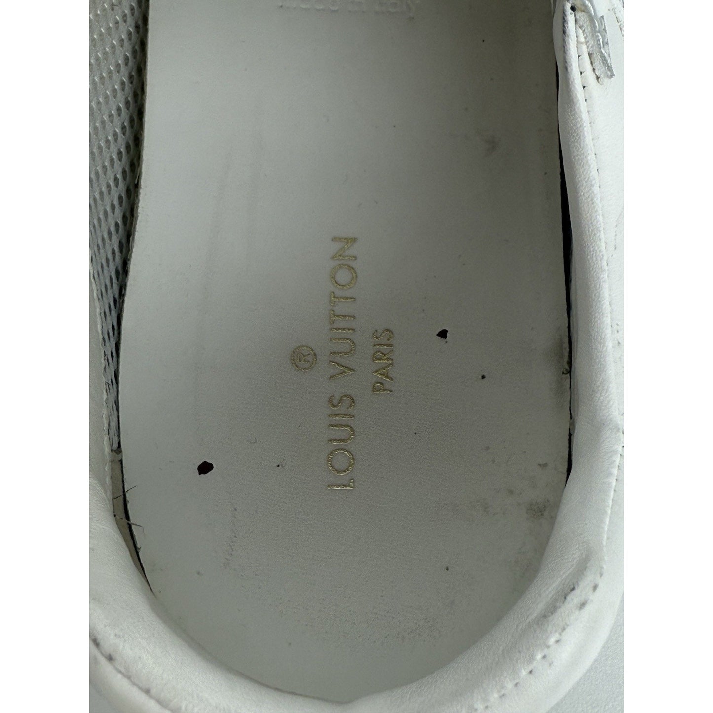 Louis Vuitton White Holographic LV Trainer Men's Sneakers Size 8.5 MS1200