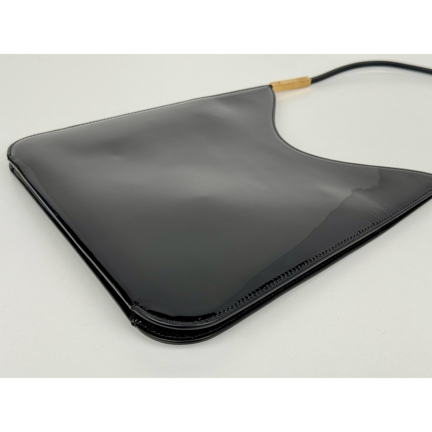 Saint Laurent Sadie Hobo Bag in patent leather