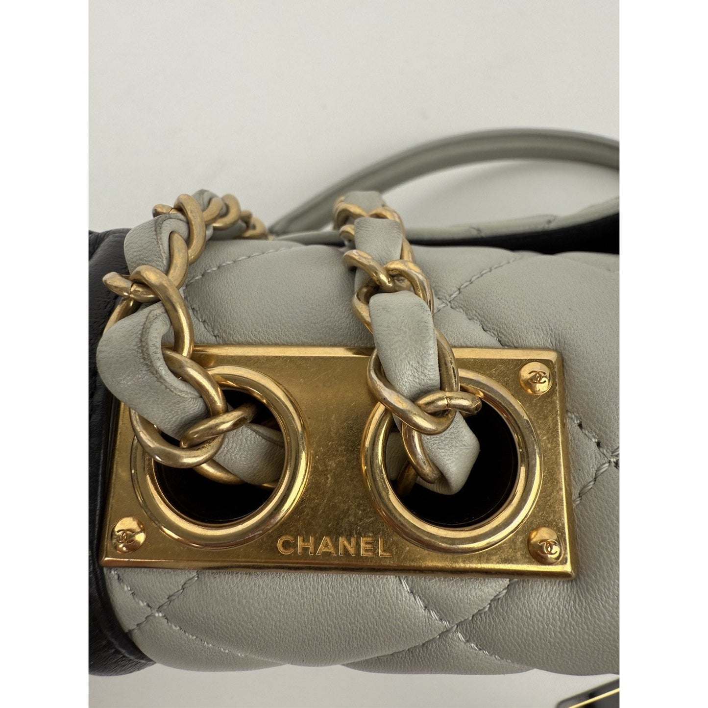 CHANEL Elegant CC Medium Lambskin Leather Quilted Flap Shoulder Bag
