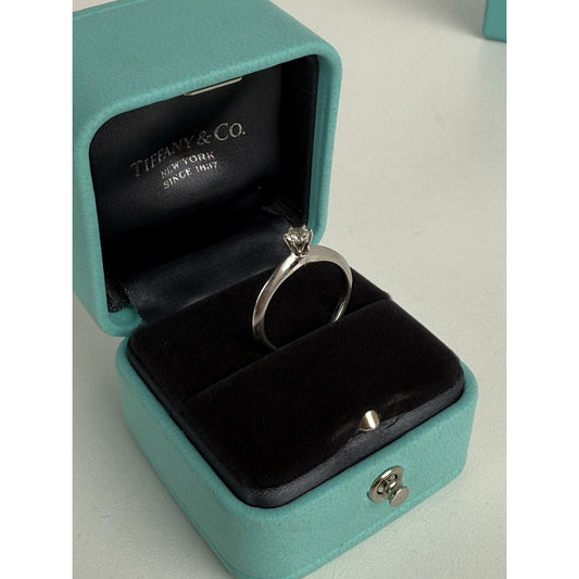 Tiffany & Co Platinum Diamond Engagement Ring 0.15 Carat Brilliant Cut Size 4.75