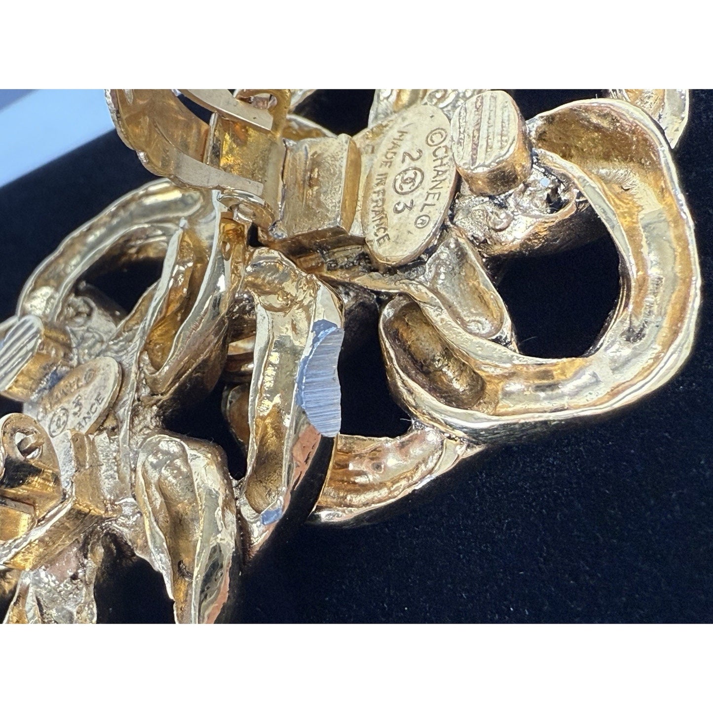 Chanel Gold Chain Flower Clip on Earrings 1980s