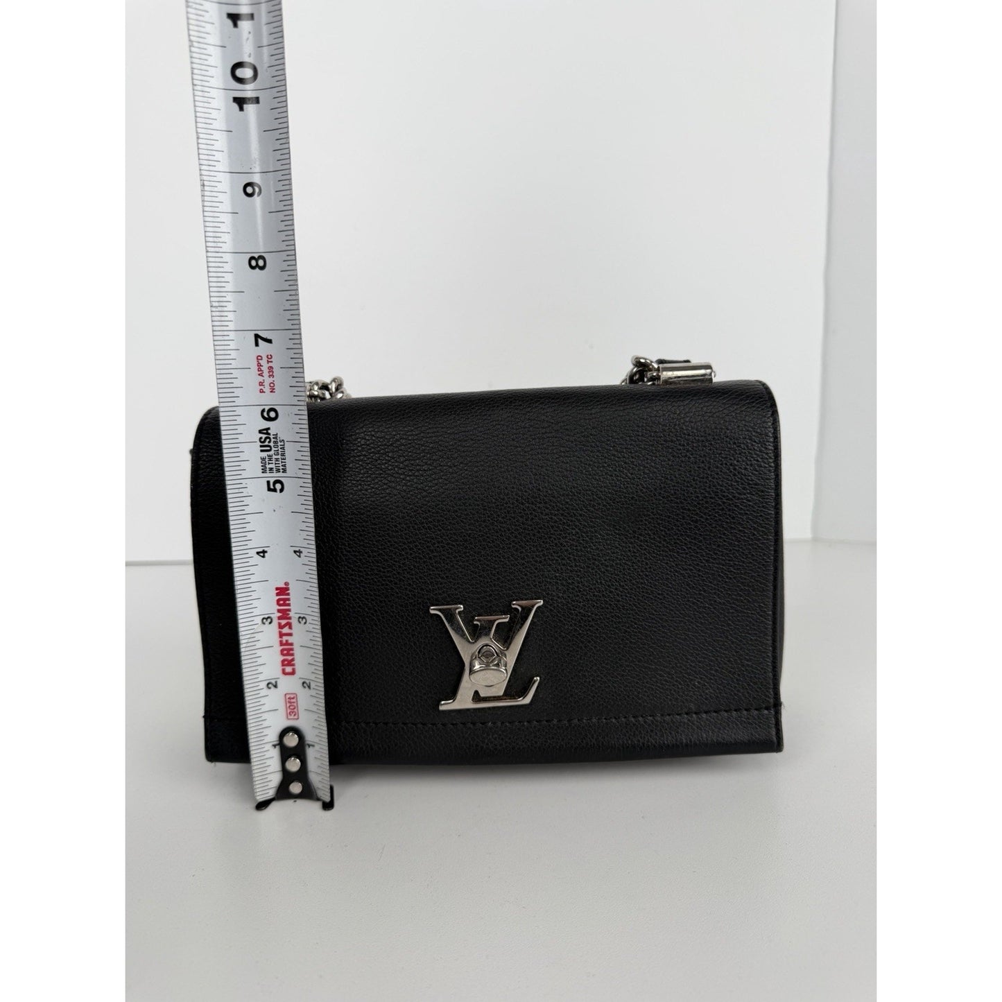Louis Vuitton Lockme II BB Handbag in Black Pebbled Leather 2016 S-10