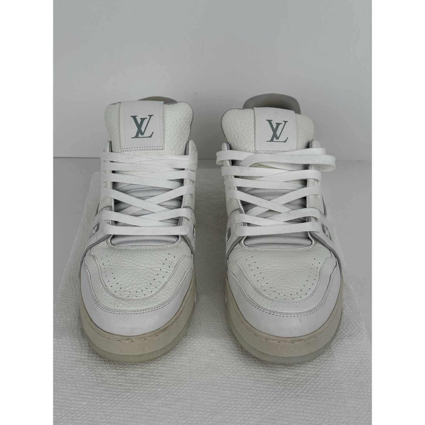 Louis Vuitton LV Trainer White Leather Men's Sneakers Size 9