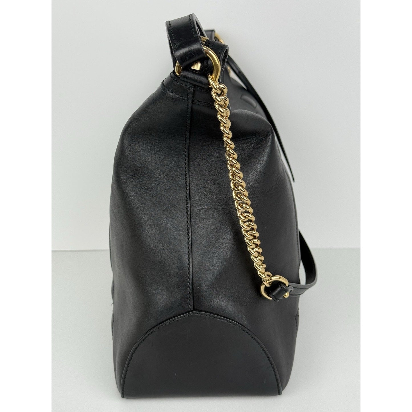 Gucci GG Apollo Black Leather Women’s Shoulder Bag