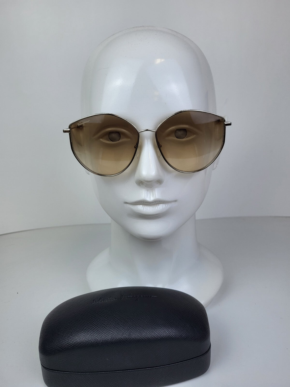 Salvatore Ferragamo Sunglasses SF264S Gold Frame 60/15