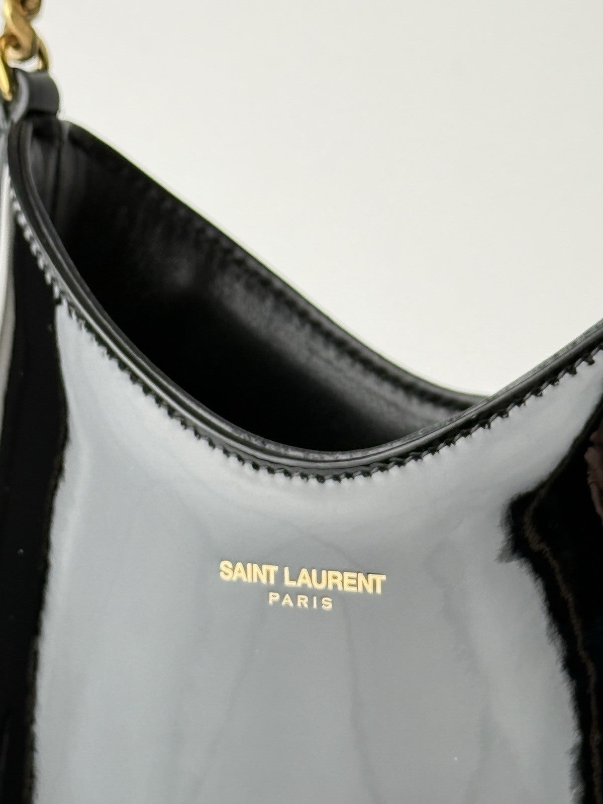 Saint Laurent RENDEZ-VOUS PATENT LEATHER HOBO BAG
