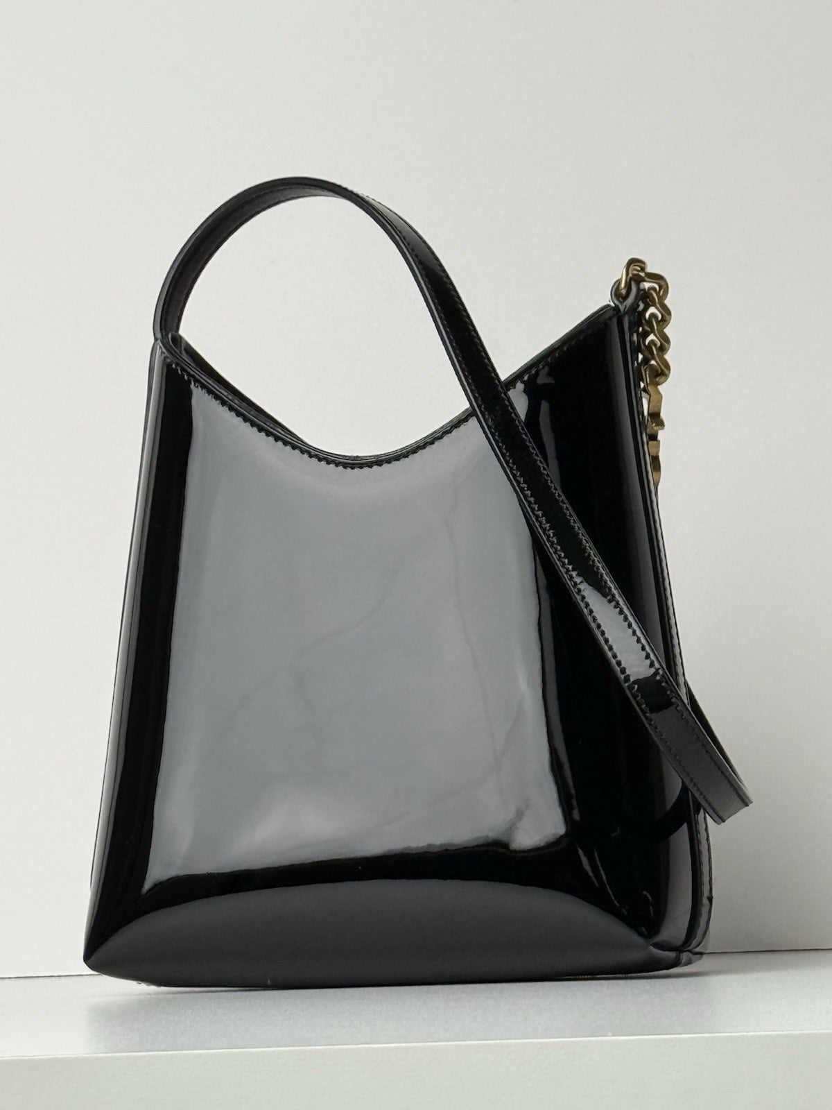 Saint Laurent RENDEZ-VOUS PATENT LEATHER HOBO BAG
