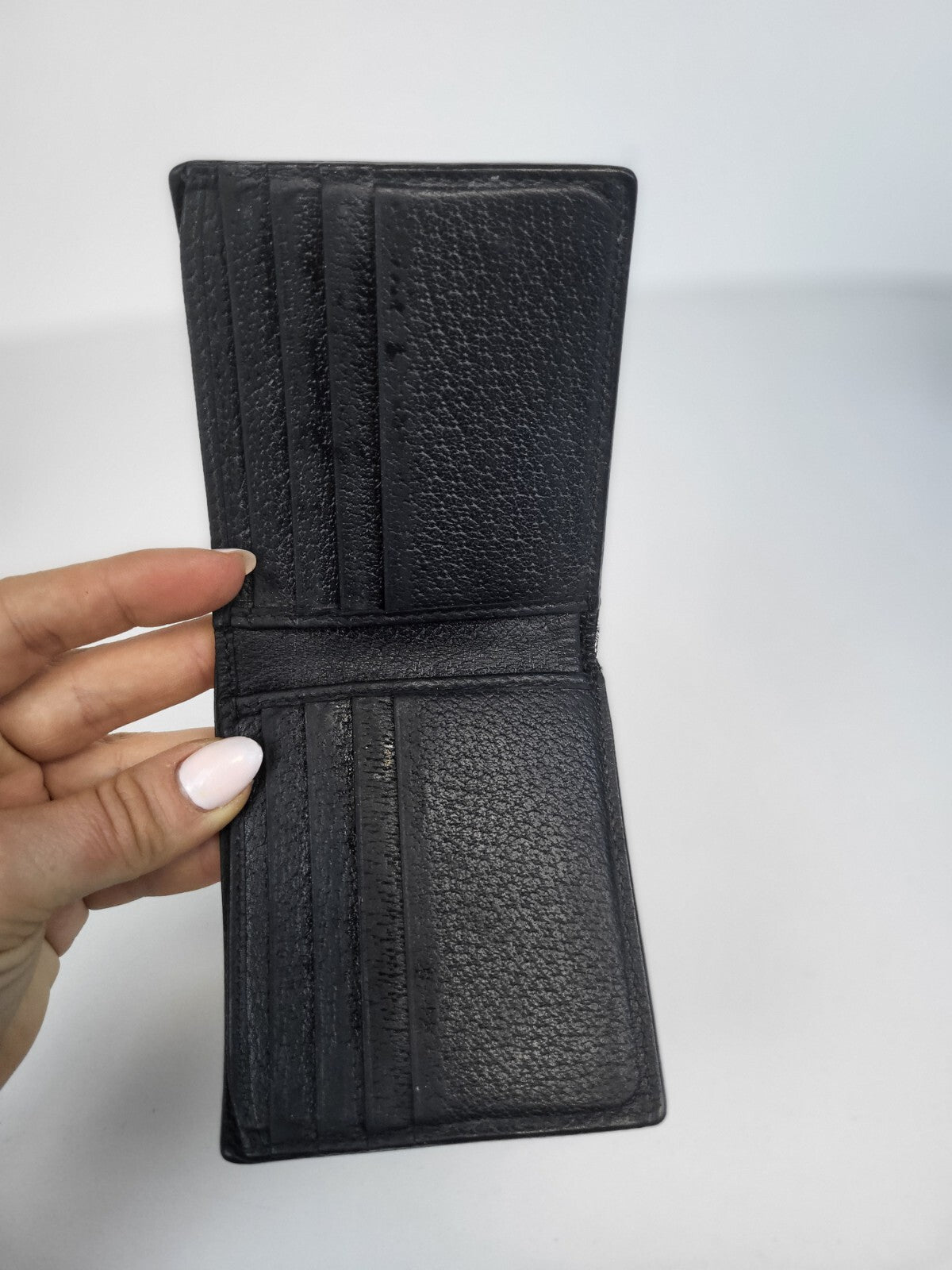 Gucci Wallet Bifold Signature Web Black GG Supreme