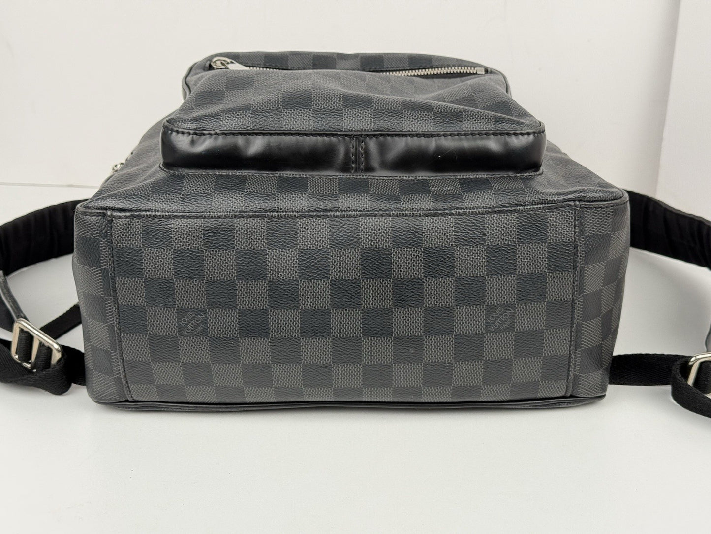 LOUIS VUITTON Damier Graphite Josh Backpack