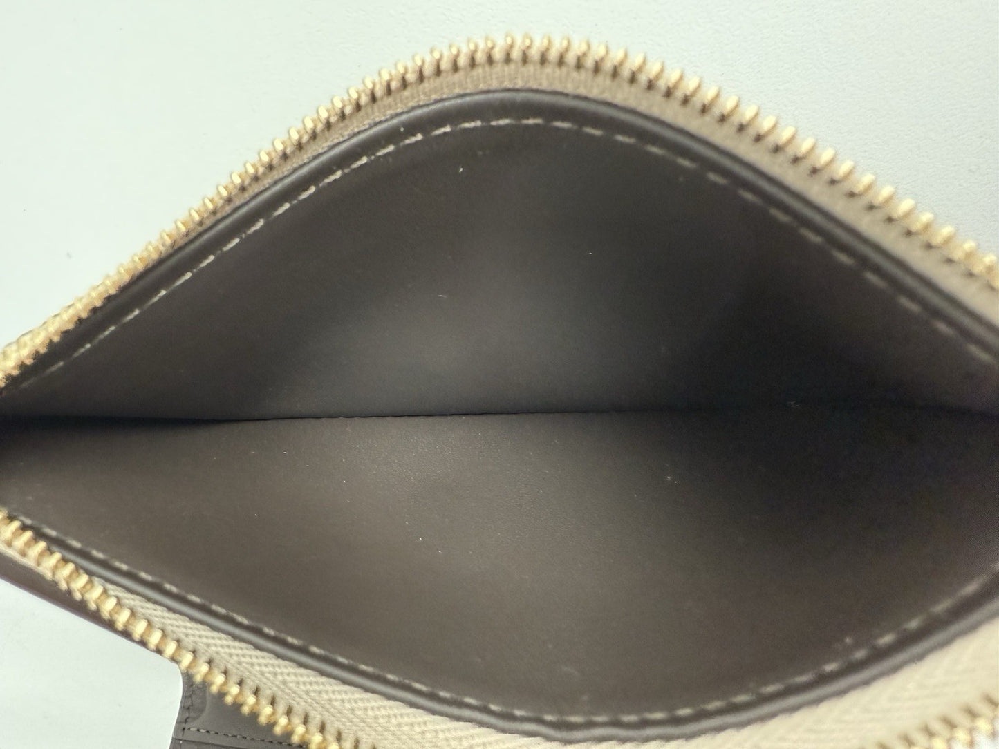 LOUIS VUITTON Portefeuille-Capsine Compact Trifold wallet