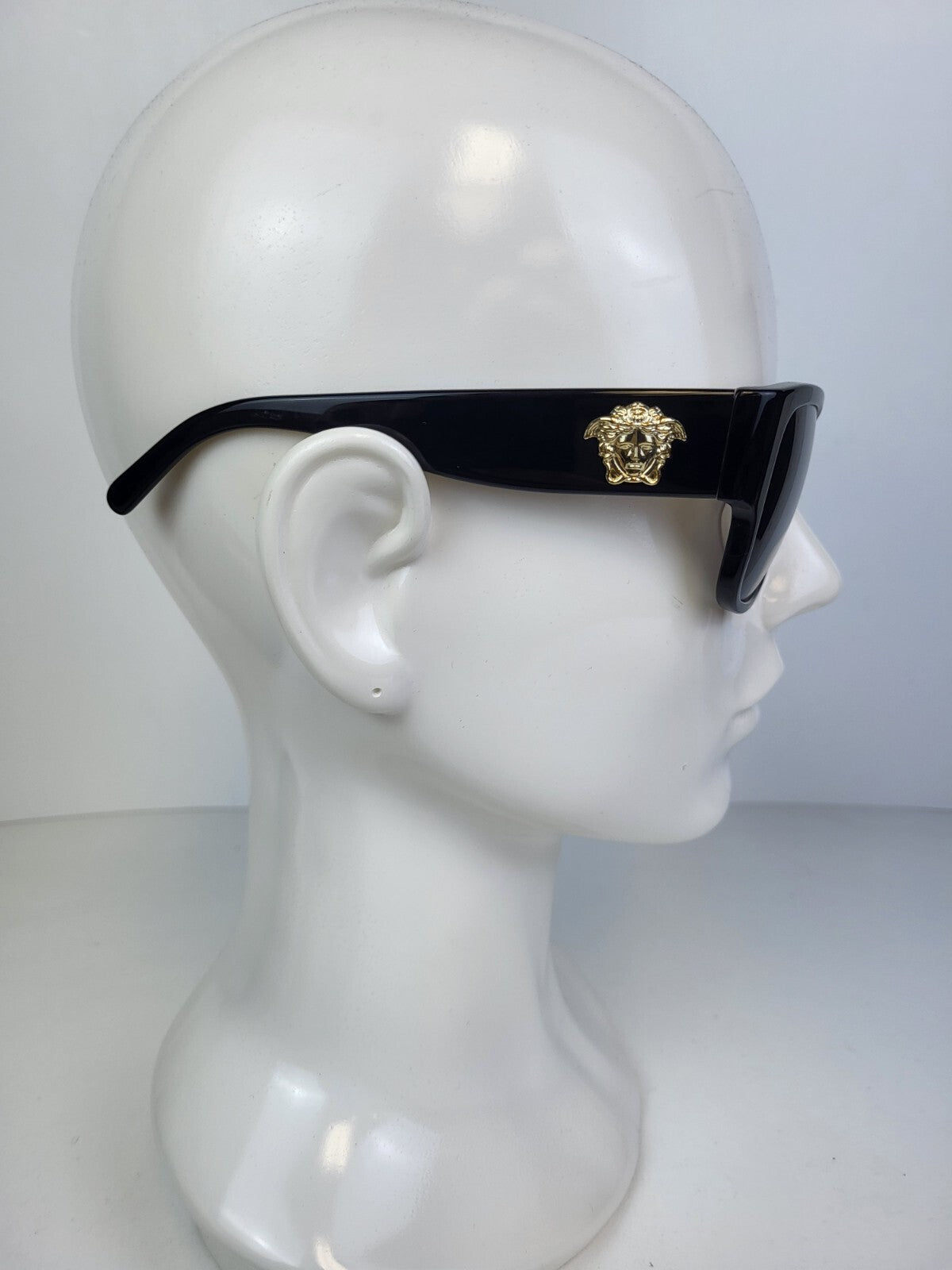 Versace Sunglasses 4275 Black 58/18 Gold Medusa