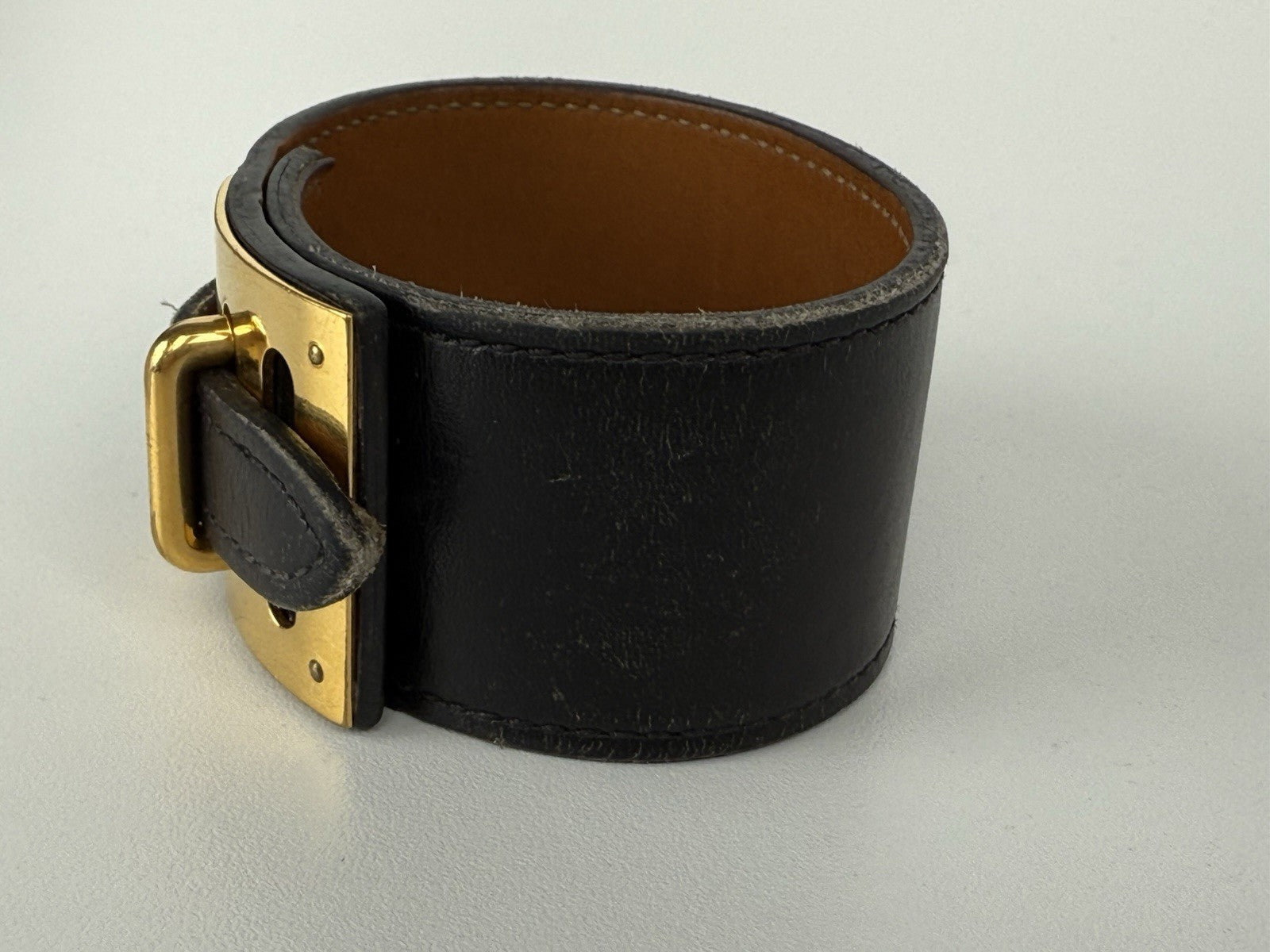 HERMES Intense Leather Bracelet Black Gold Hardware