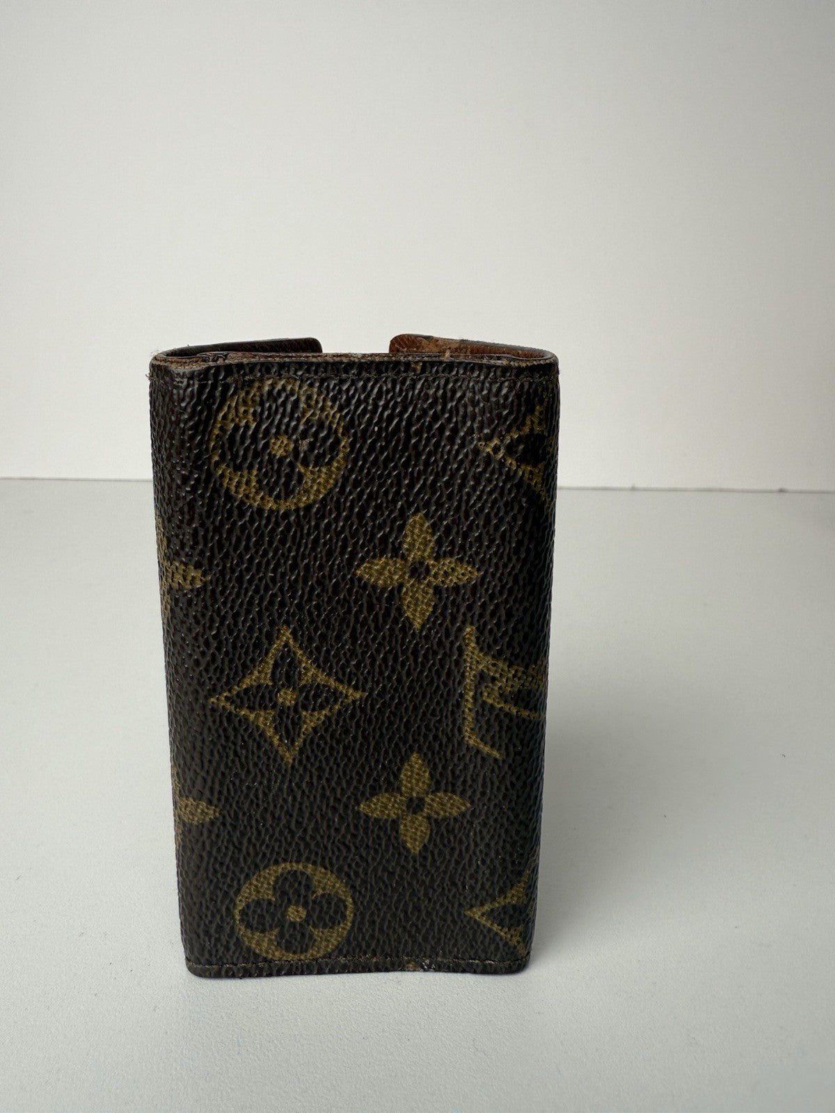 Louis Vuitton Multicles 4 Key Case Holder Fuchsia