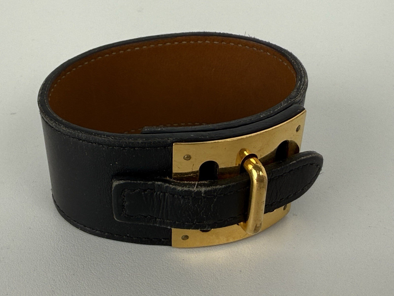 HERMES Intense Leather Bracelet Black Gold Hardware