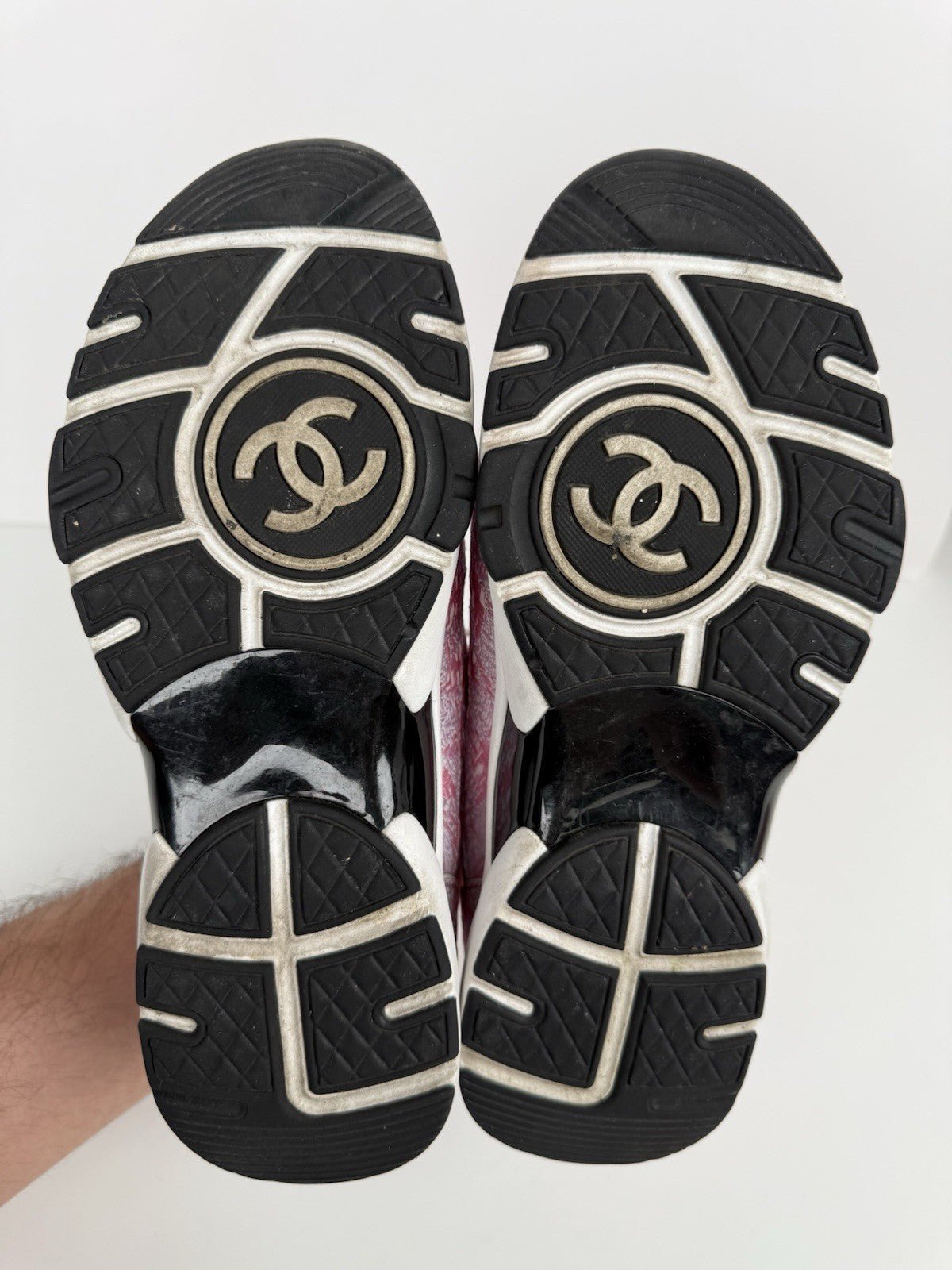 Chanel Tweed CC Sneakers 39 Pink