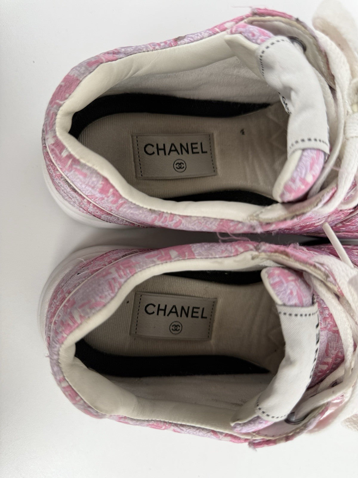 Chanel Tweed CC Sneakers 39 Pink