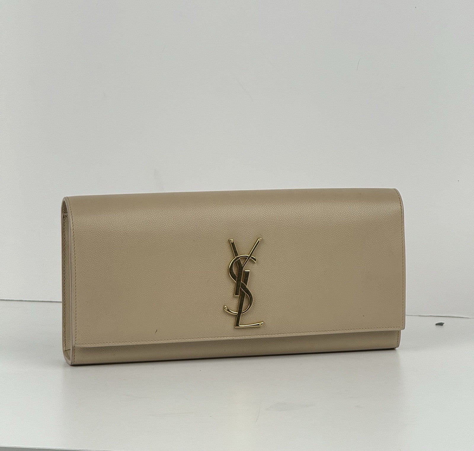 SAINT LAURENT Grain De Poudre Classic Monogram Cassandre Clutch Nude Powder