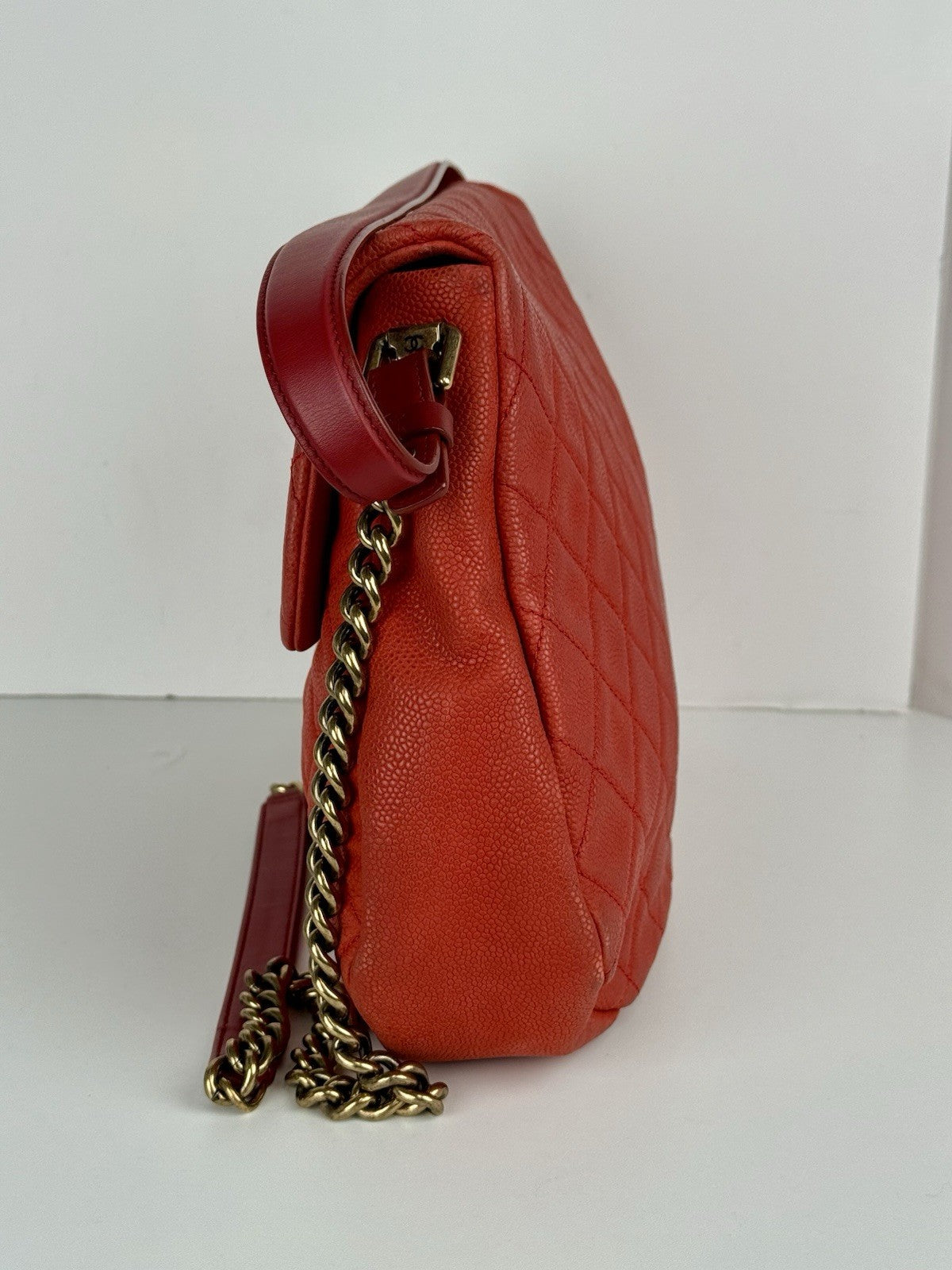 Chanel Caviar Leather Shoulder Bag Country Chic Red Leather