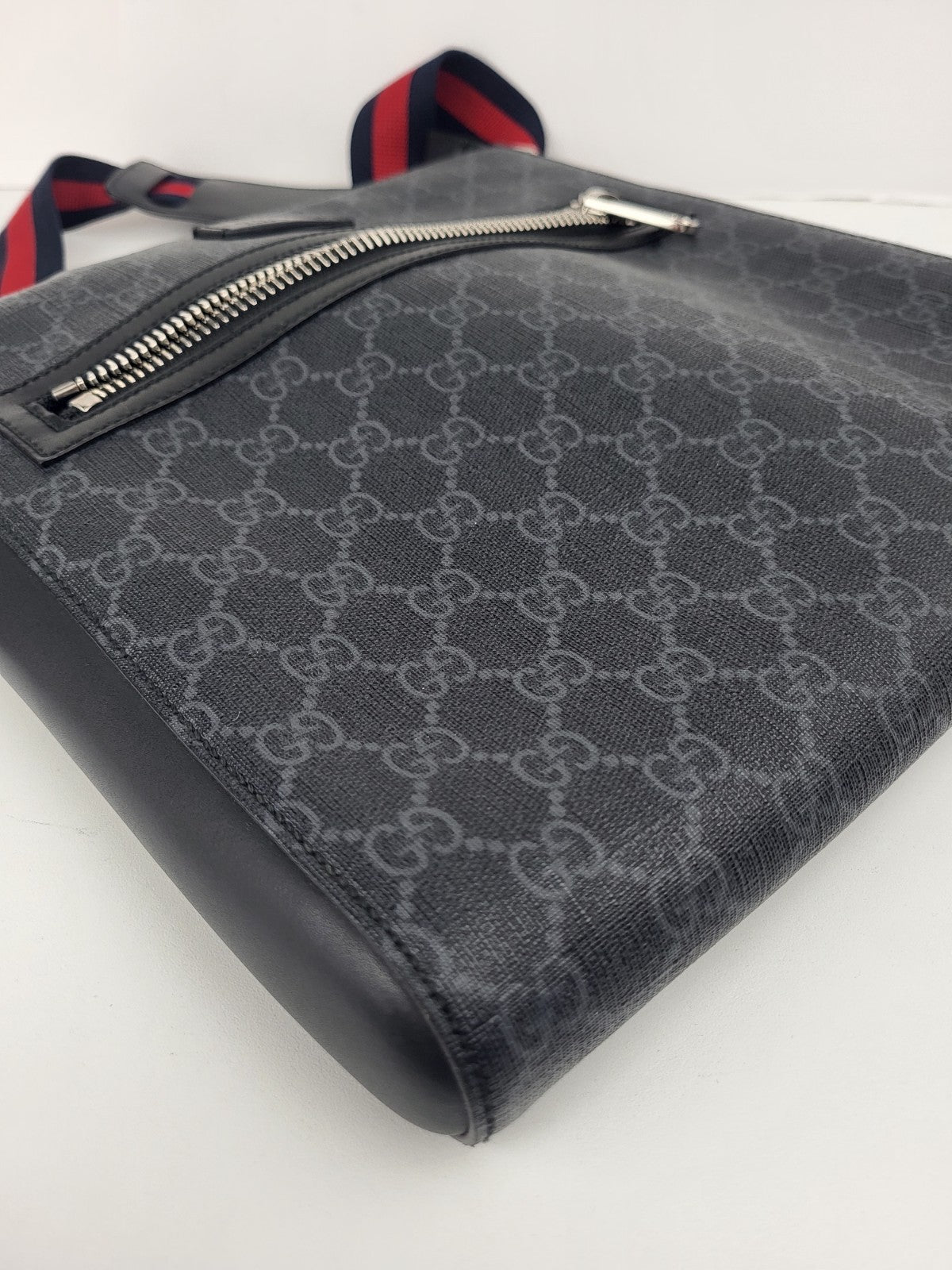 Gucci Messenger Bag Gray Canvas