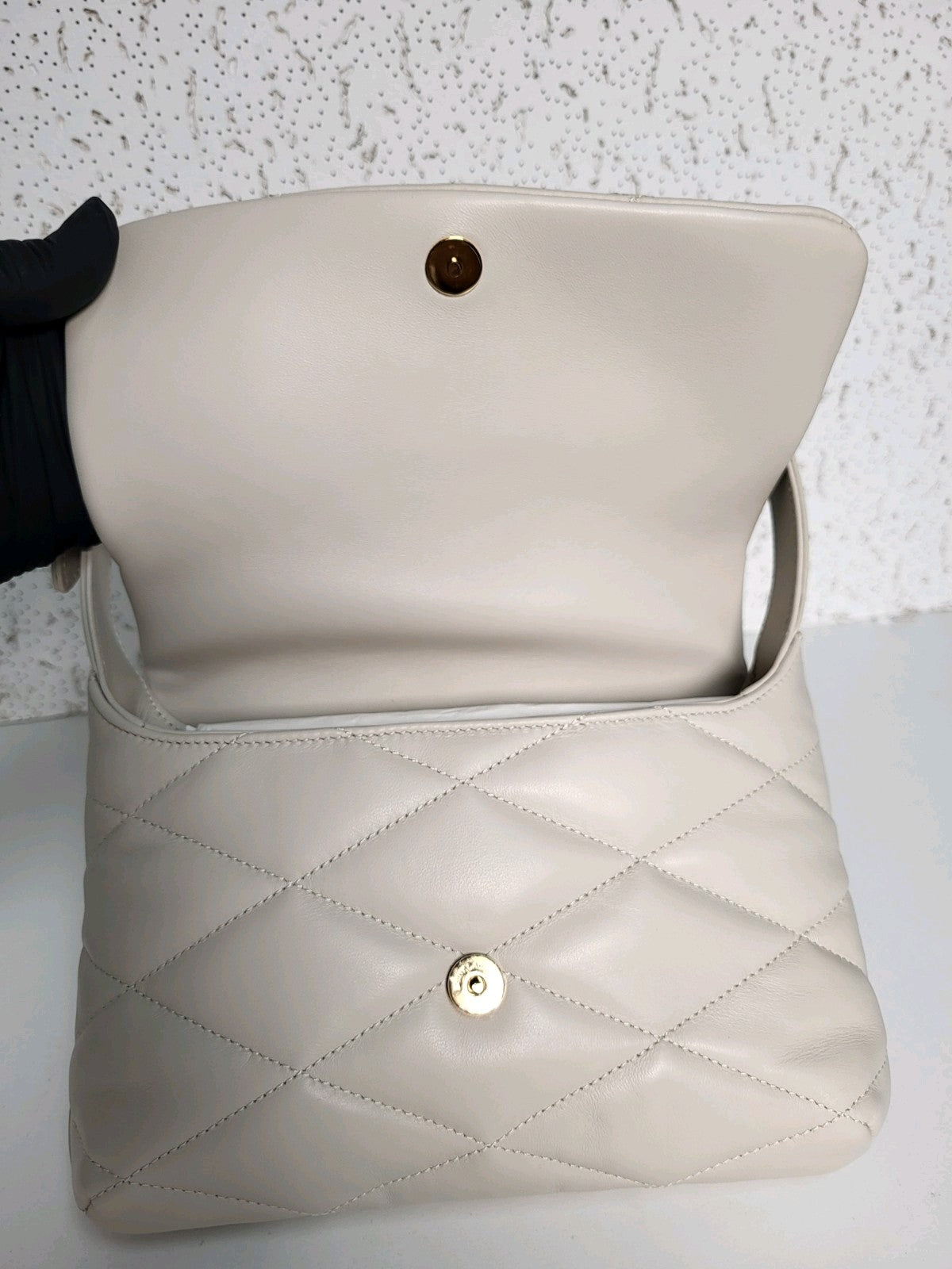 Saint Laurent Lambskin Quilted Le 57 Diamond Shoulder Bag Crema