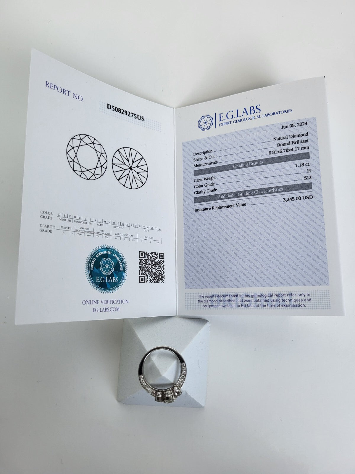 18k White Gold Natural Diamond Ring 1.18ct Main Stone Size7.5