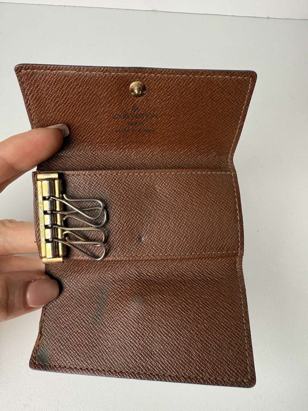 Louis Vuitton Multicles 4 Key Case Holder Fuchsia