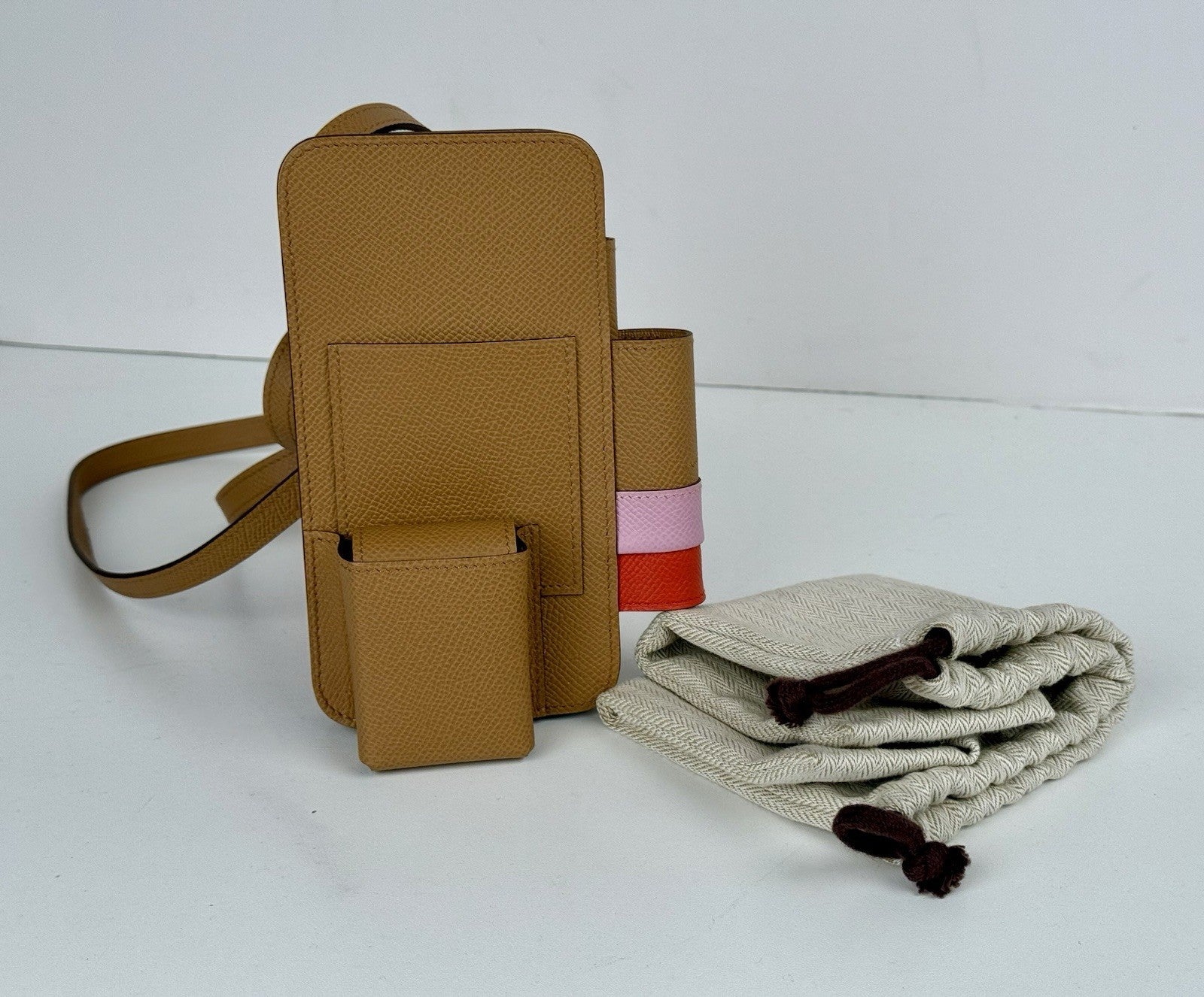 HERMES Hermesway Epsom Calfskin Phone Case in Alezan Gold HW