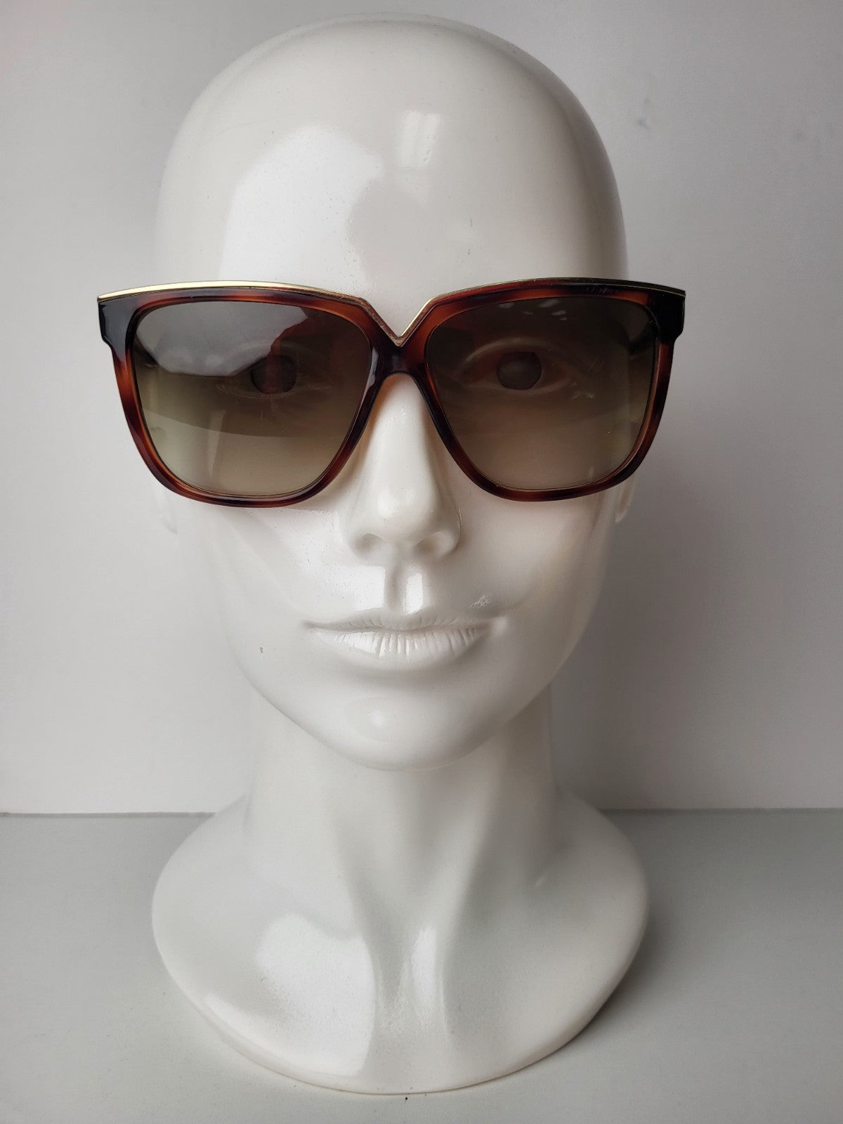 Valentino Women’s Sunglasses V605S 215 Brown