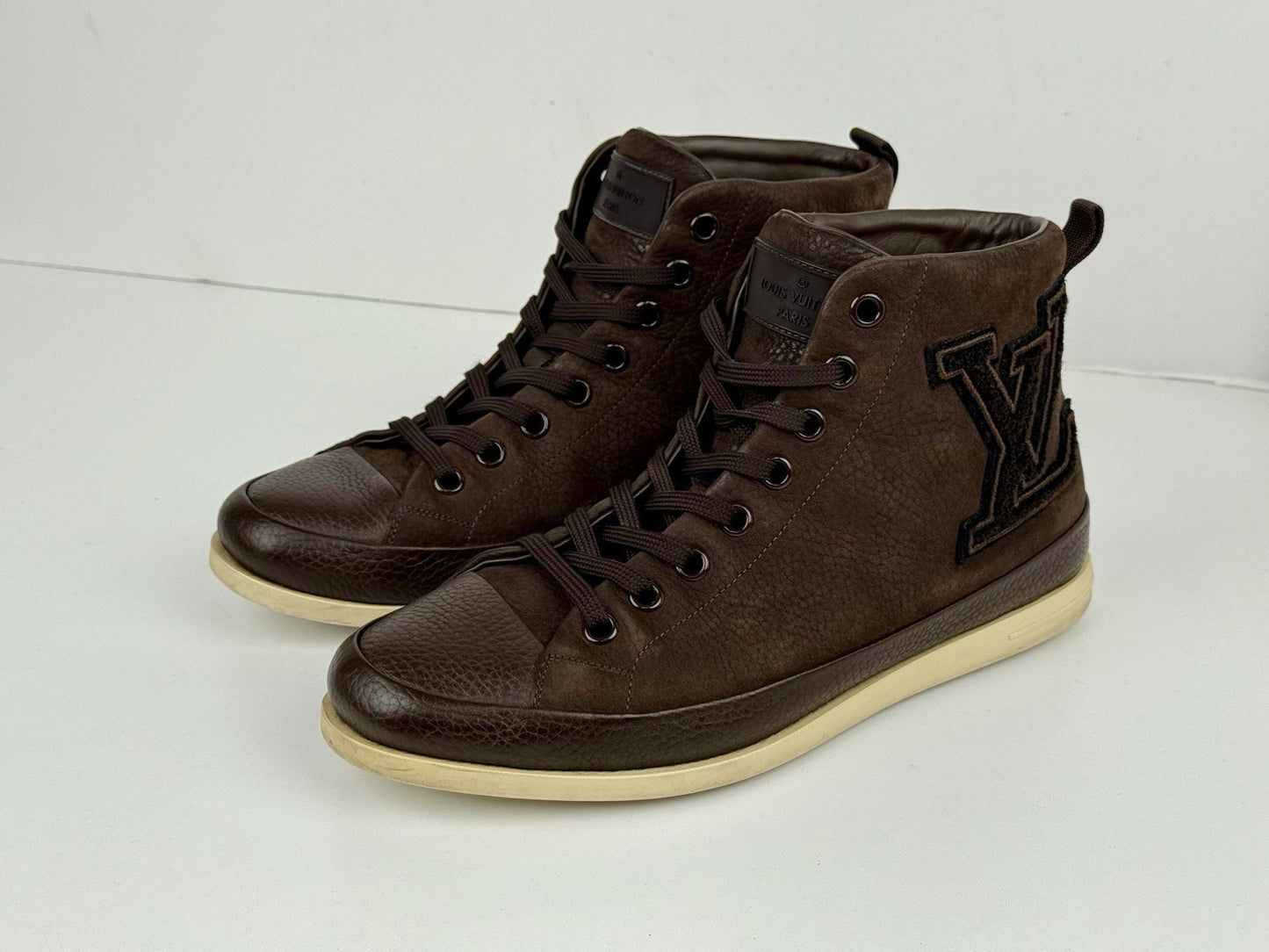 Louis Vuitton Brown Nubuck And Leather Embroidered Accent Men Sneakers LV Size 8