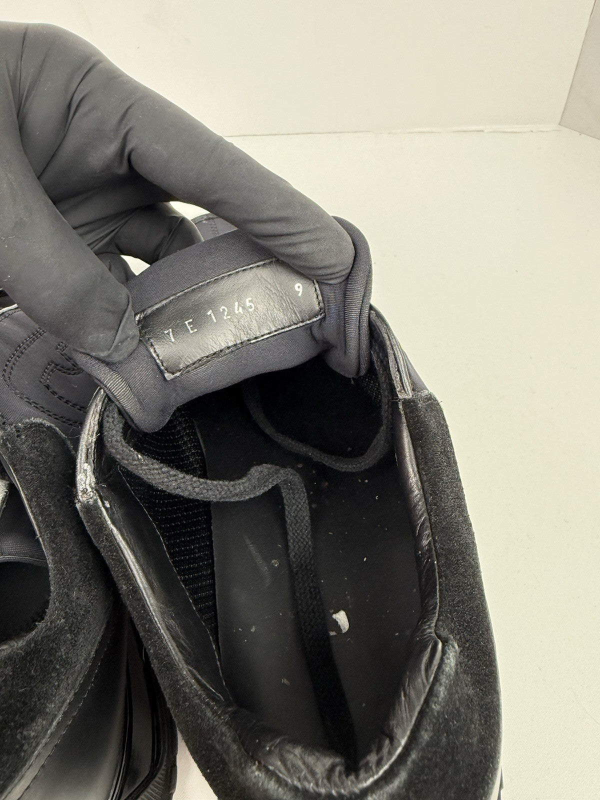 Fendi Leather Graphic Print Sneakers Black Size 9