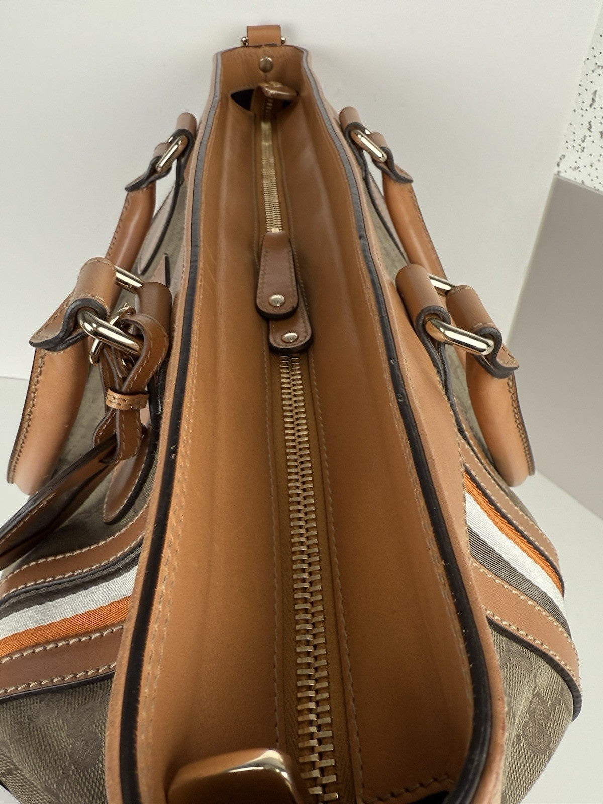 Gucci Canvas Messenger Luggage Bag Large