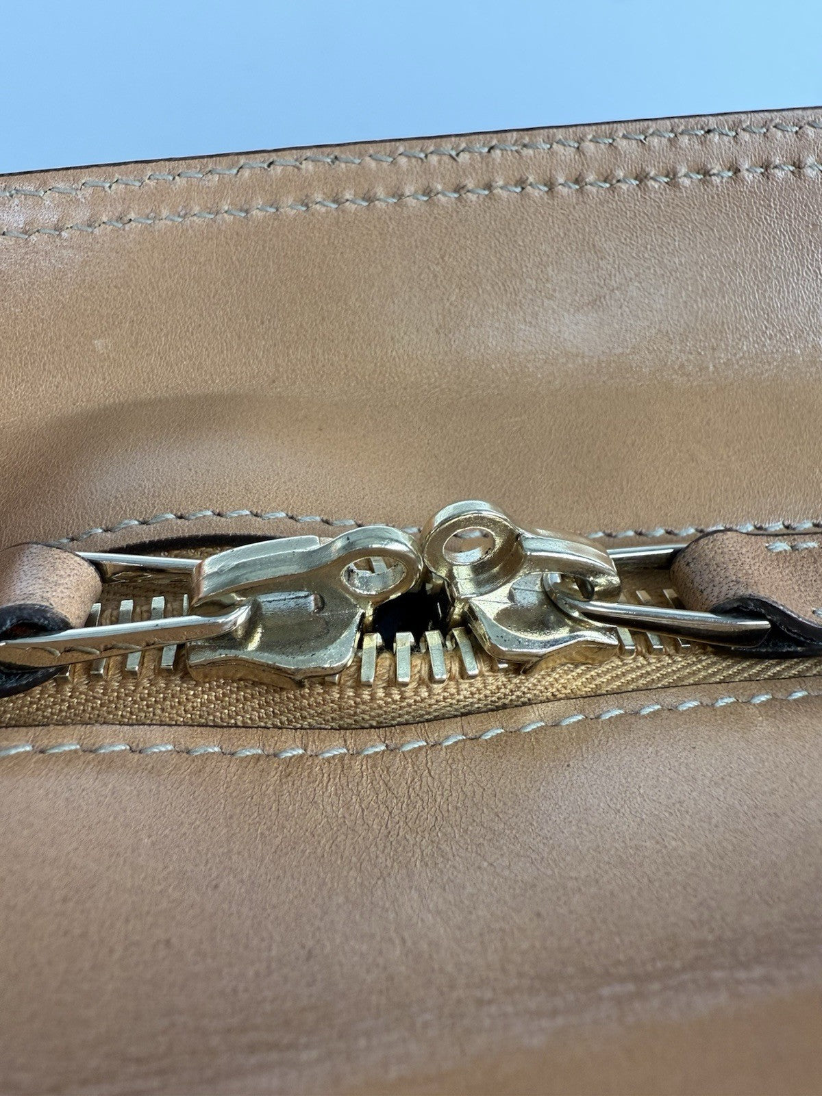 Gucci Canvas Messenger Luggage Bag Large