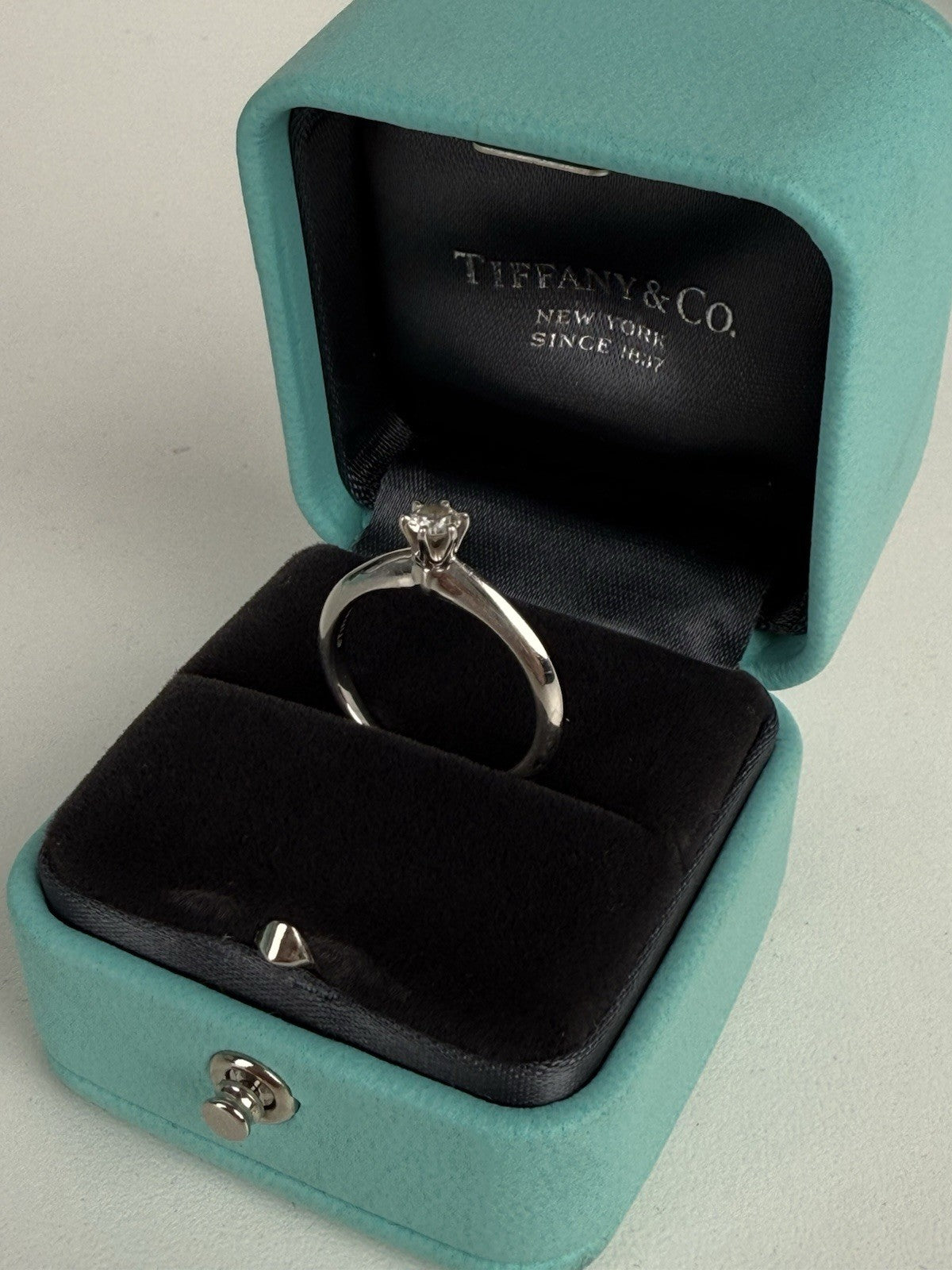 Tiffany & Co Platinum Diamond Engagement Ring 0.15 Carat Brilliant Cut Size 4.75