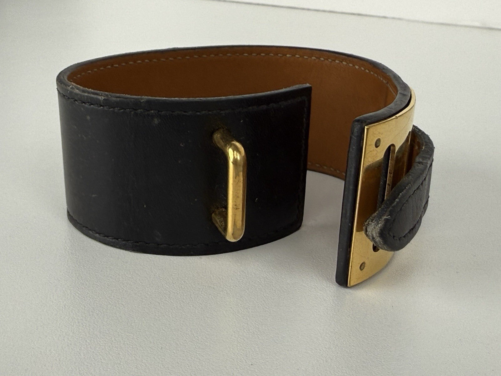 HERMES Intense Leather Bracelet Black Gold Hardware