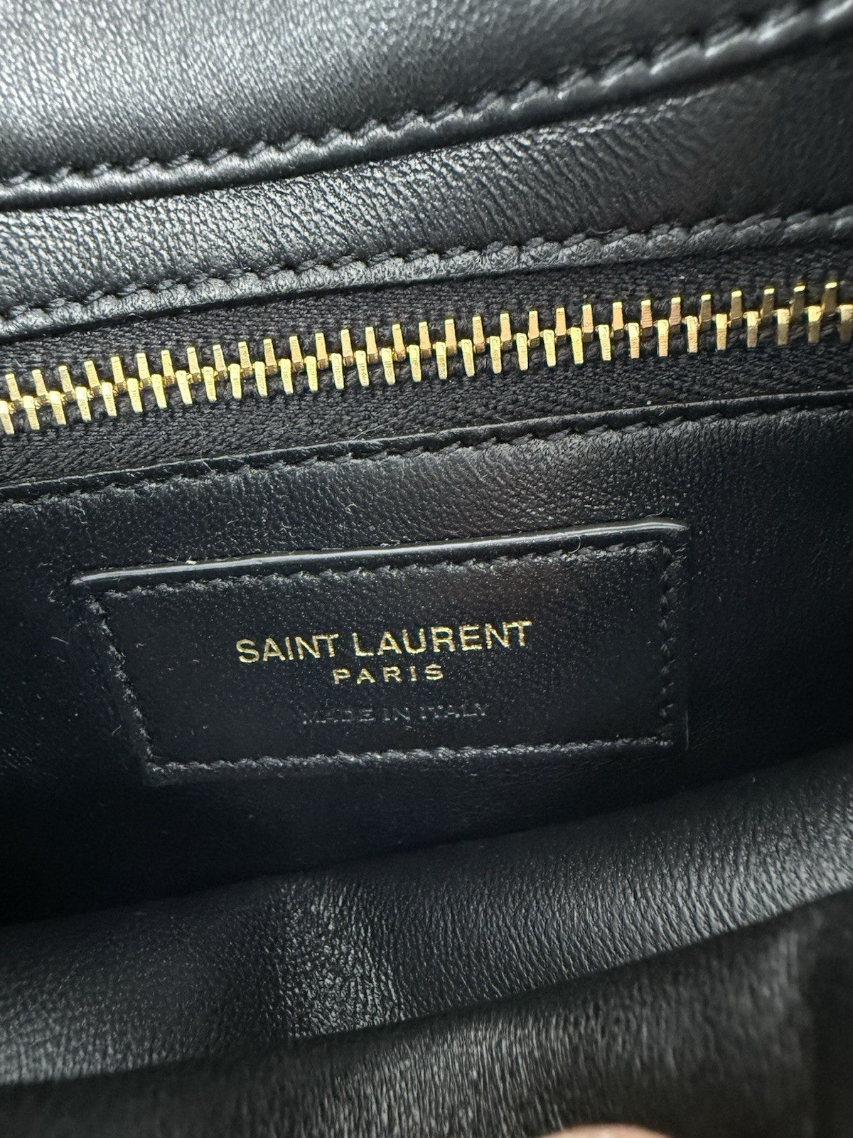 Saint Laurent Black Smooth Calfskin Le 5 a 7 Hobo