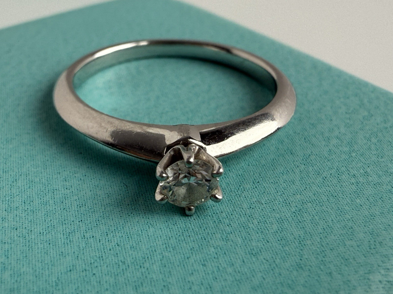 Tiffany & Co Platinum Diamond Engagement Ring 0.15 Carat Brilliant Cut Size 4.75