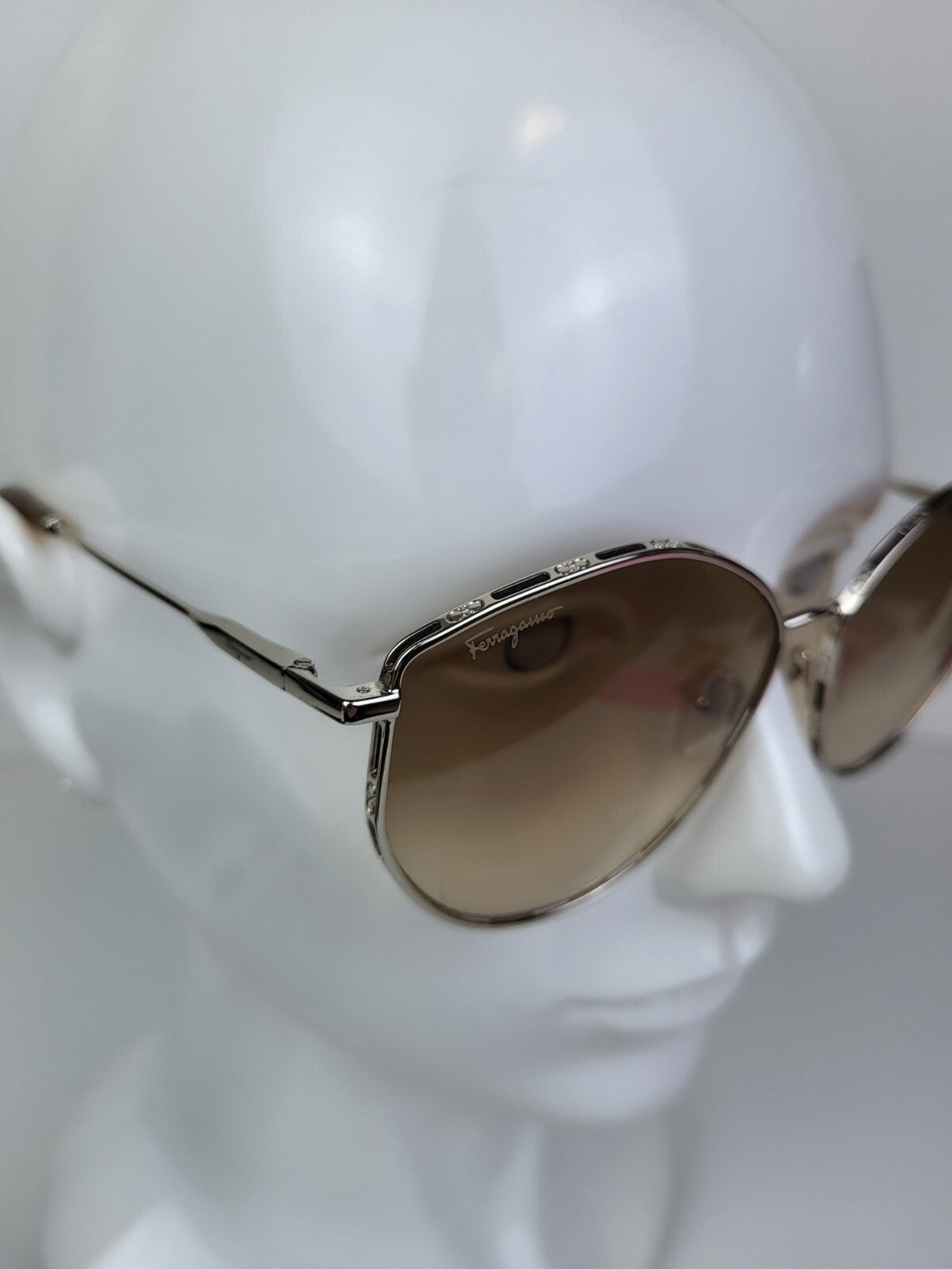 Salvatore Ferragamo Sunglasses SF264S Gold Frame 60/15