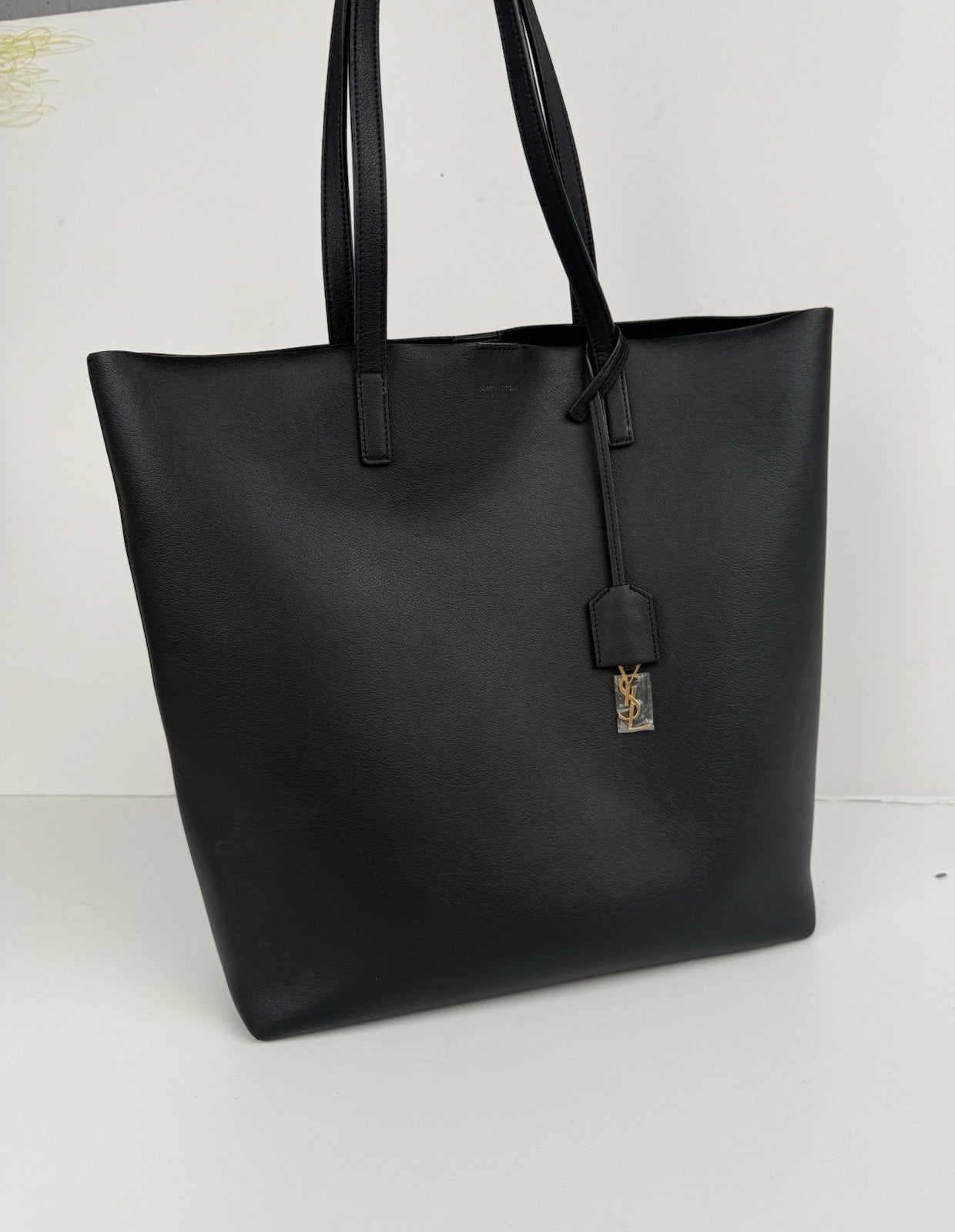 Saint Laurent Black Leather Shopping Tote